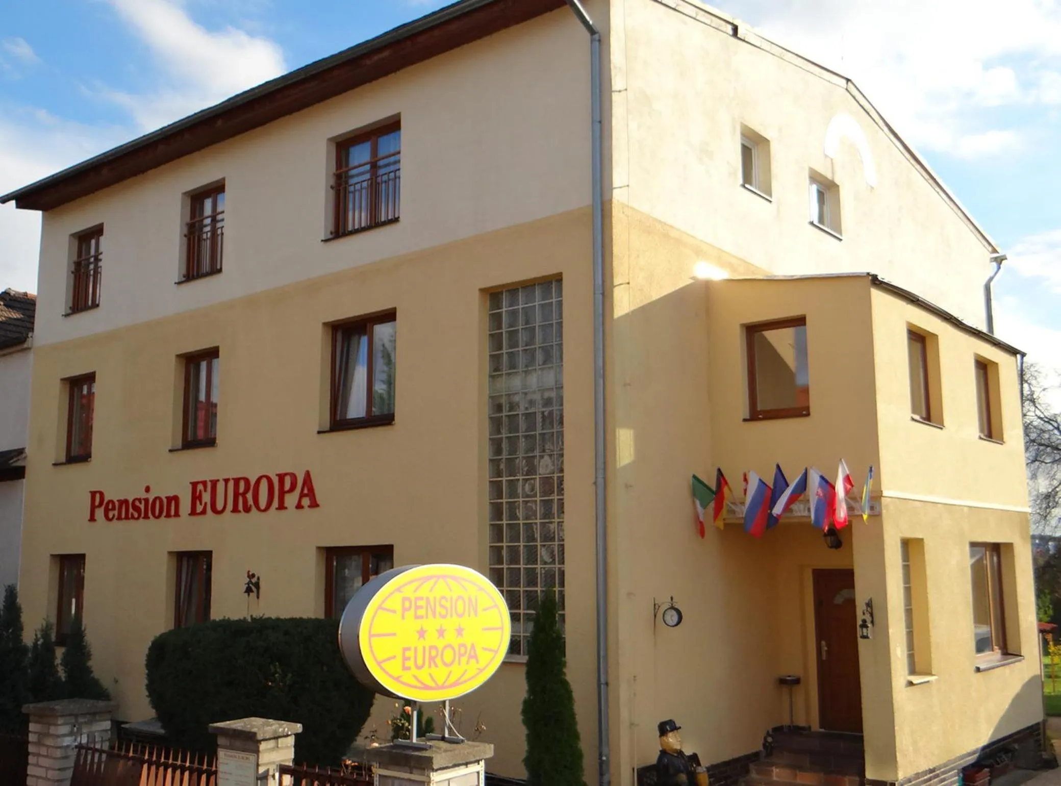 Facade/entrance in Pension Europa