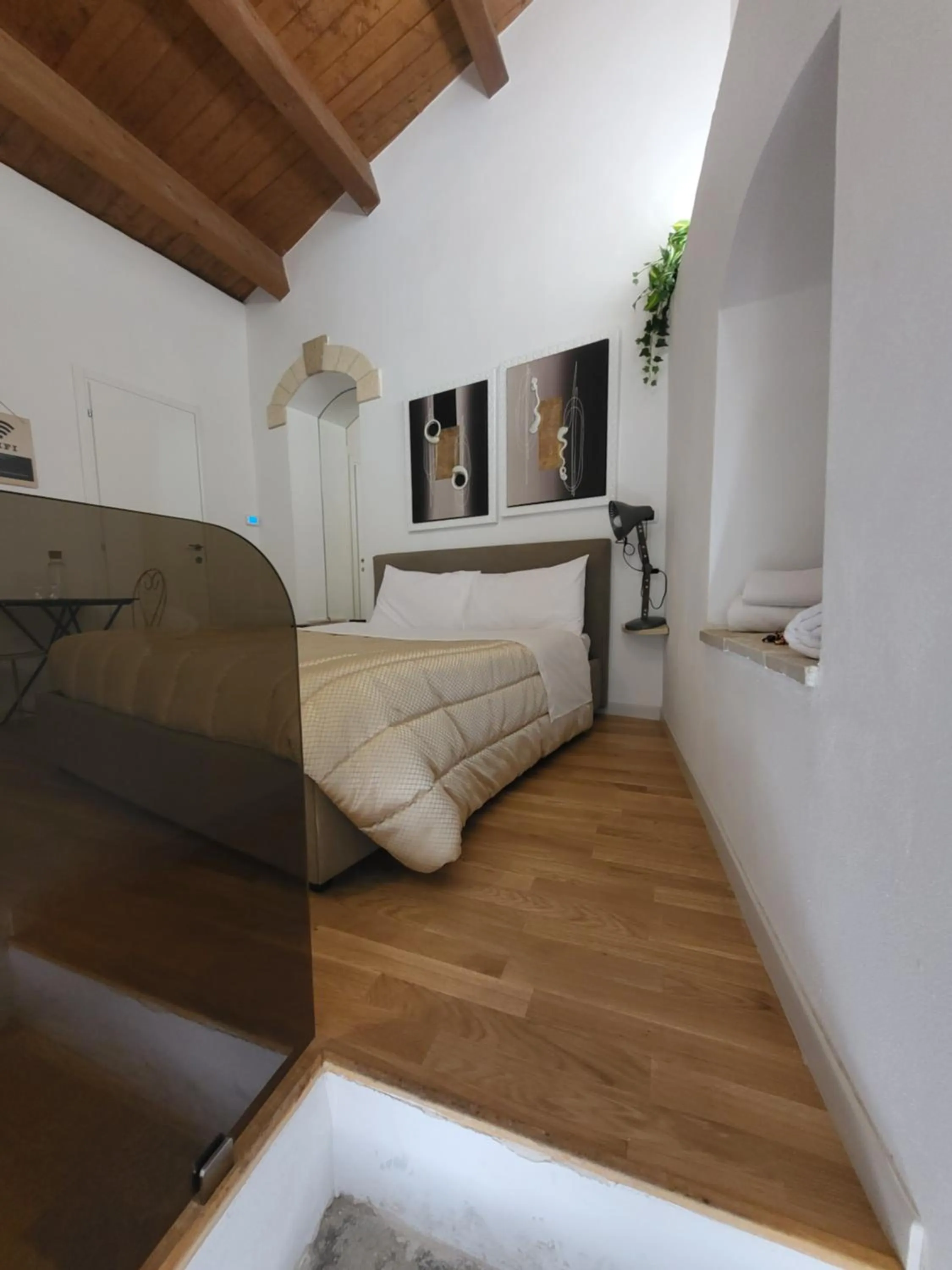 TV and multimedia, Bed in L'edera