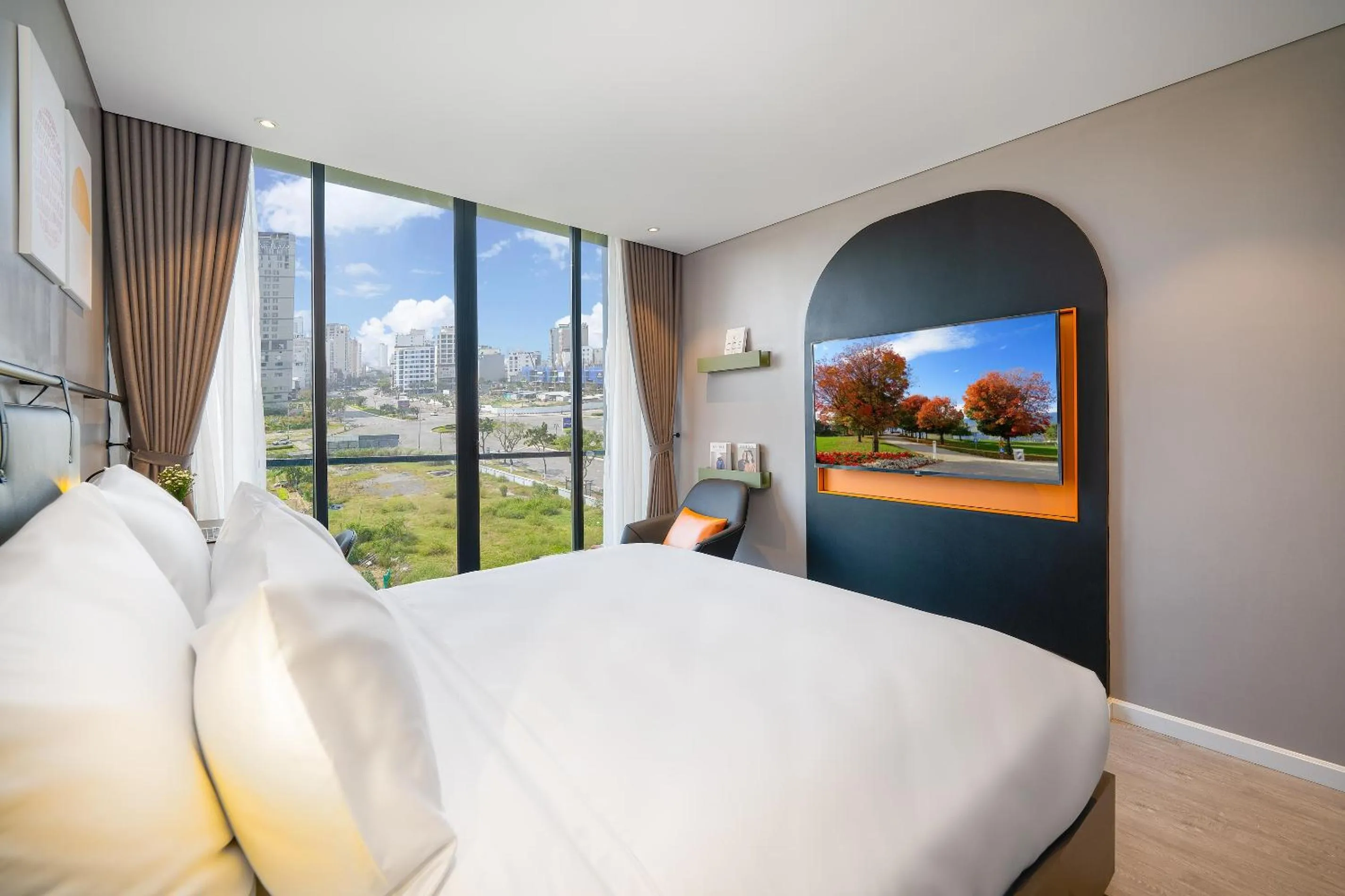 Photo of the whole room, Bed in M92 Boutique Da Nang Beach Hotel