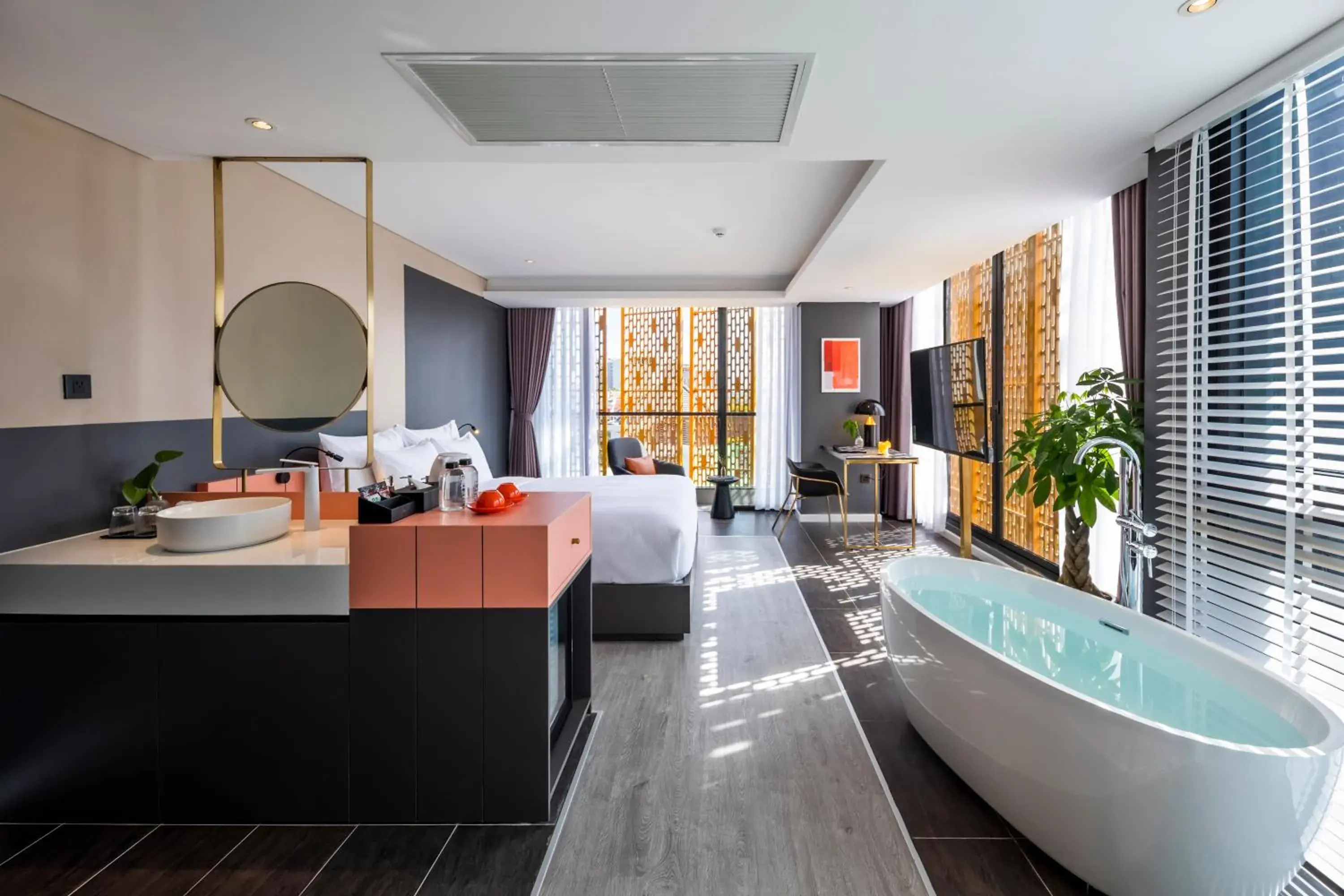 Photo of the whole room, Bed in M92 Boutique Da Nang Beach Hotel Photo of the whole room, Bed in M92 Boutique Da Nang Beach Hotel