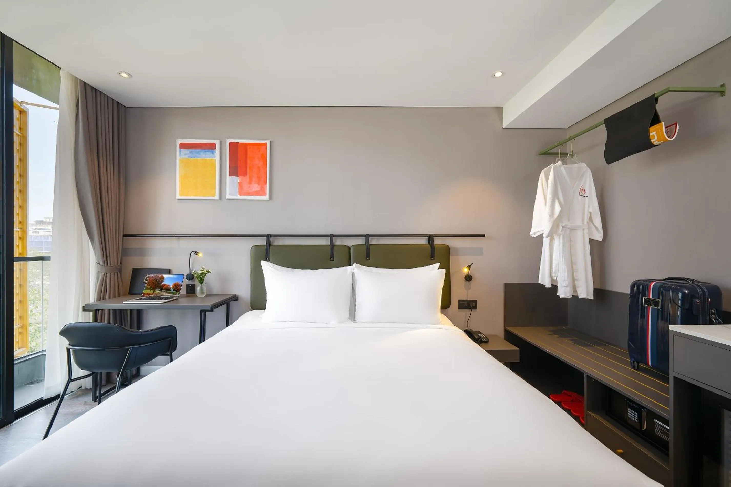 Bed in M92 Boutique Da Nang Beach Hotel
