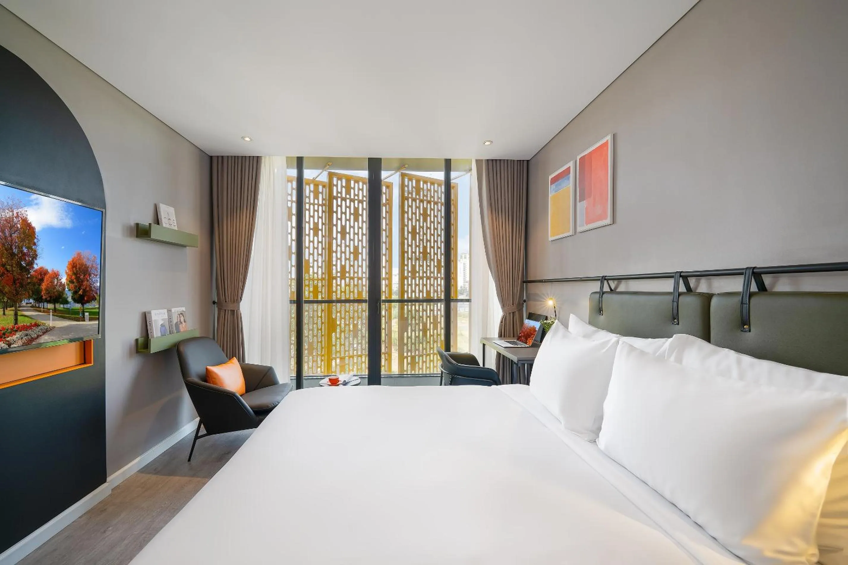 Bed in M92 Boutique Da Nang Beach Hotel