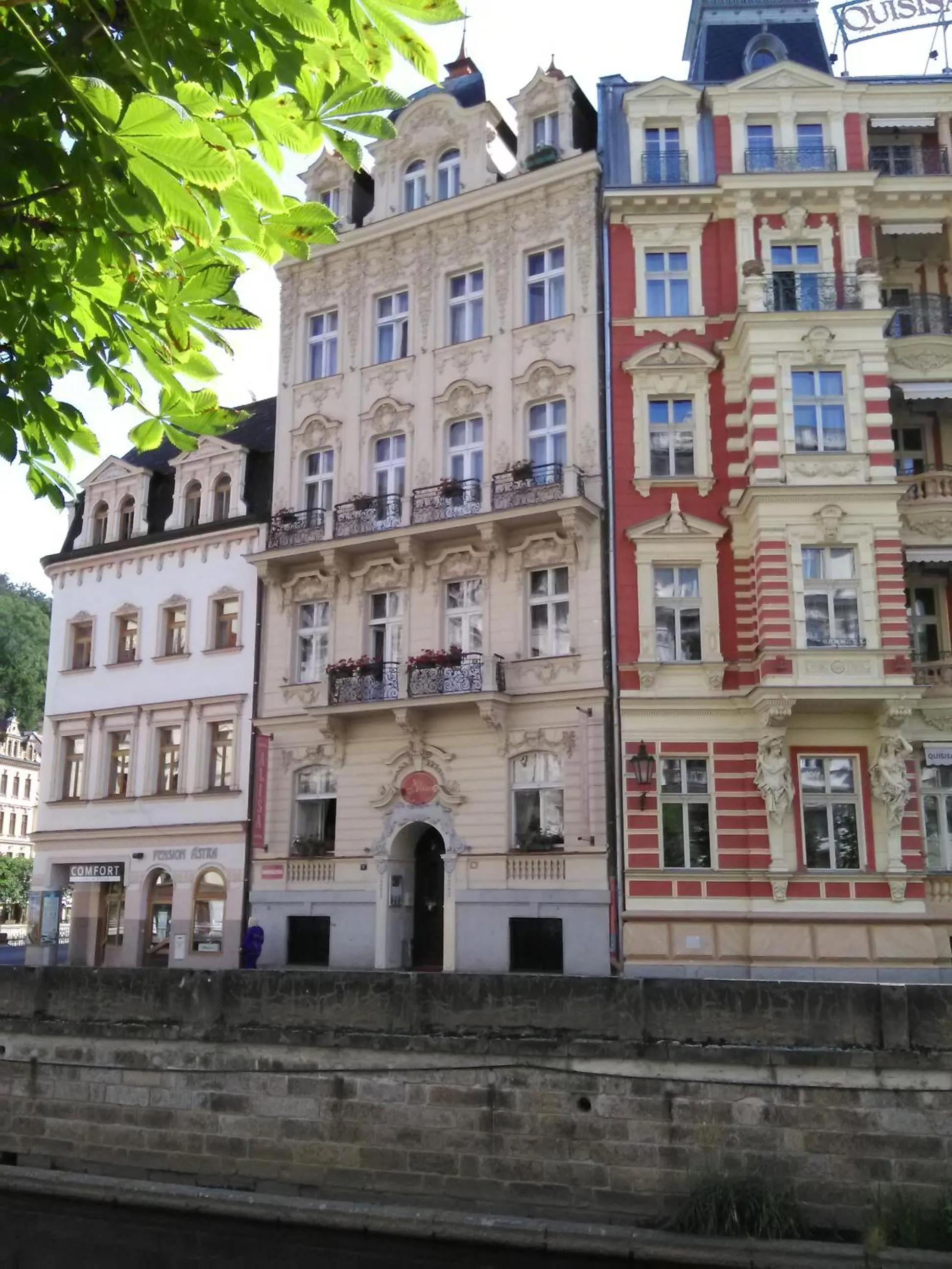 Property building in Alisa Hotel