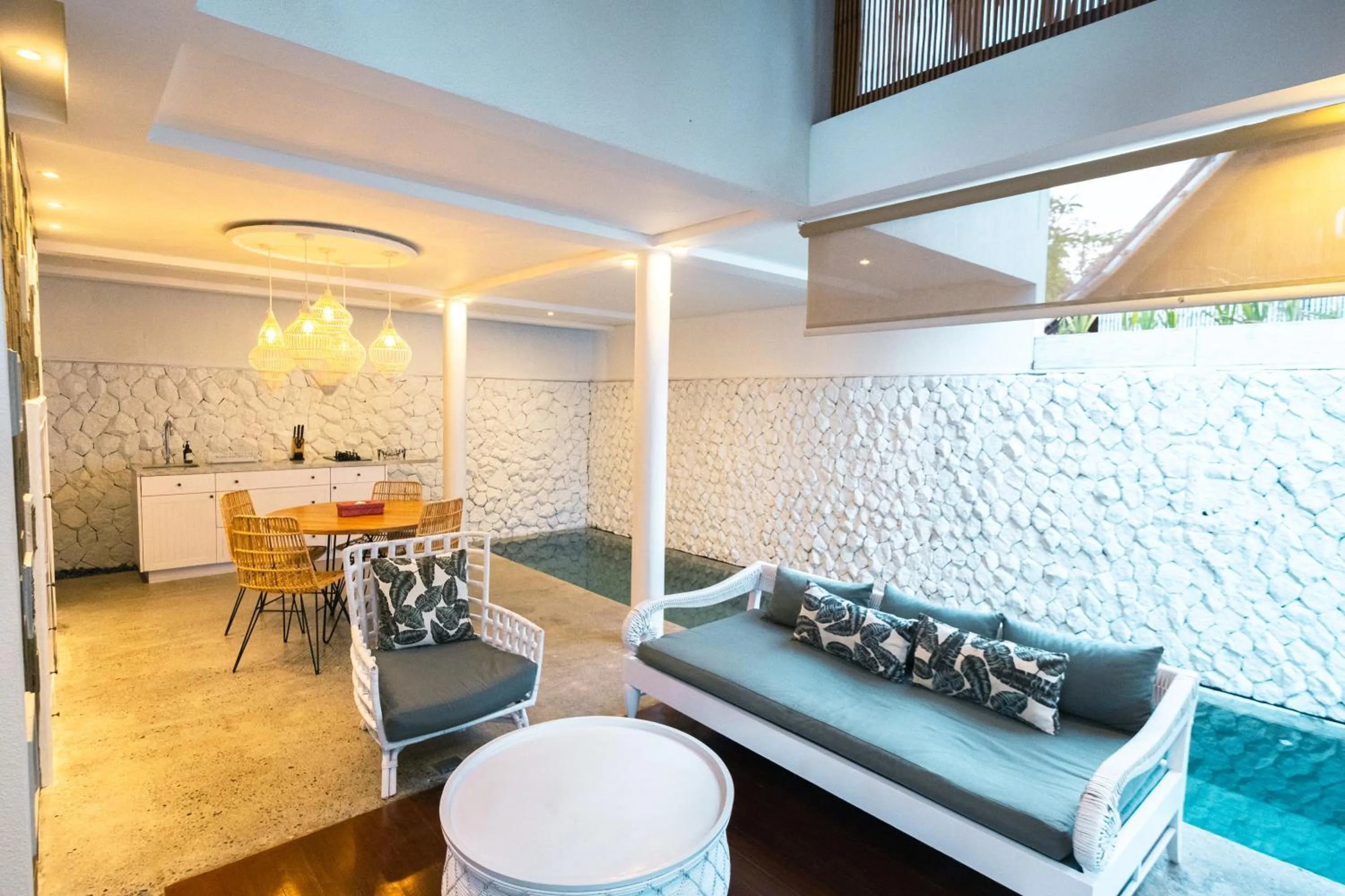 Dining area in Calm Villa