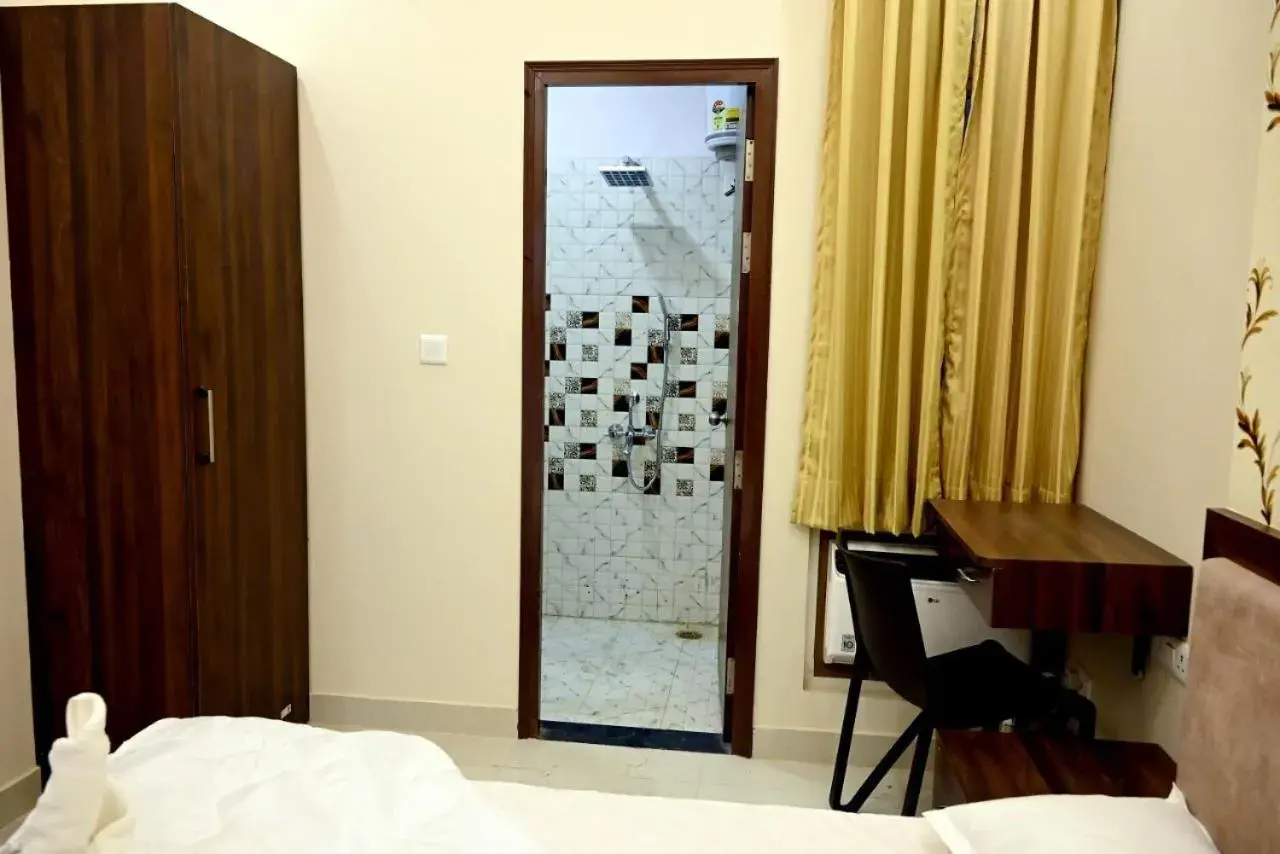 Bed in Veenas Vista Bed in Veenas Vista