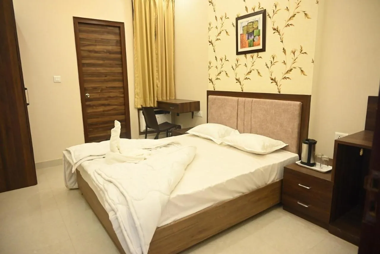 Bed in Veenas Vista