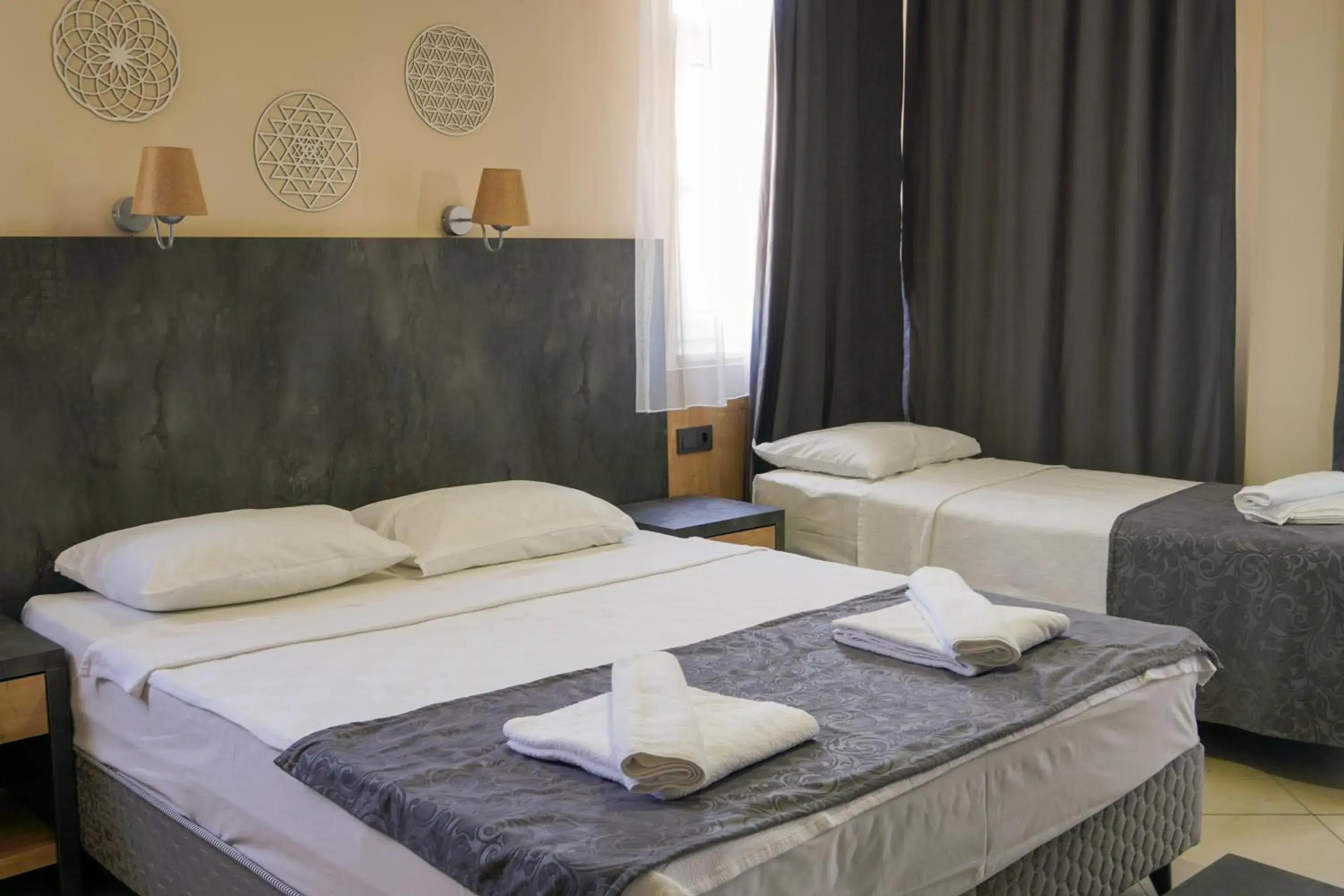 Triple Room in Anna Queen Hotel Triple Room in Anna Queen Hotel