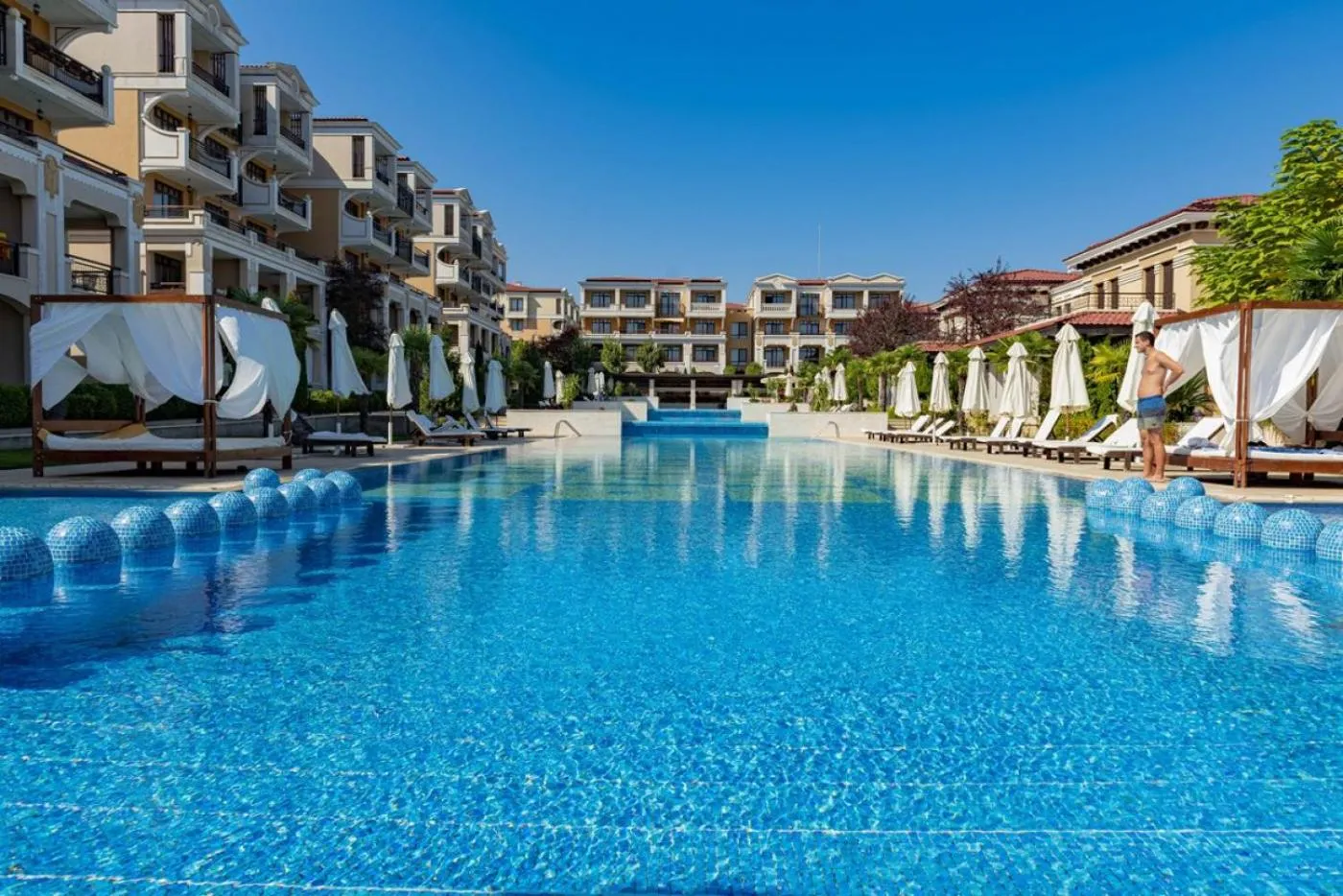 Swimming pool in Green Life Beach Resort Apartment