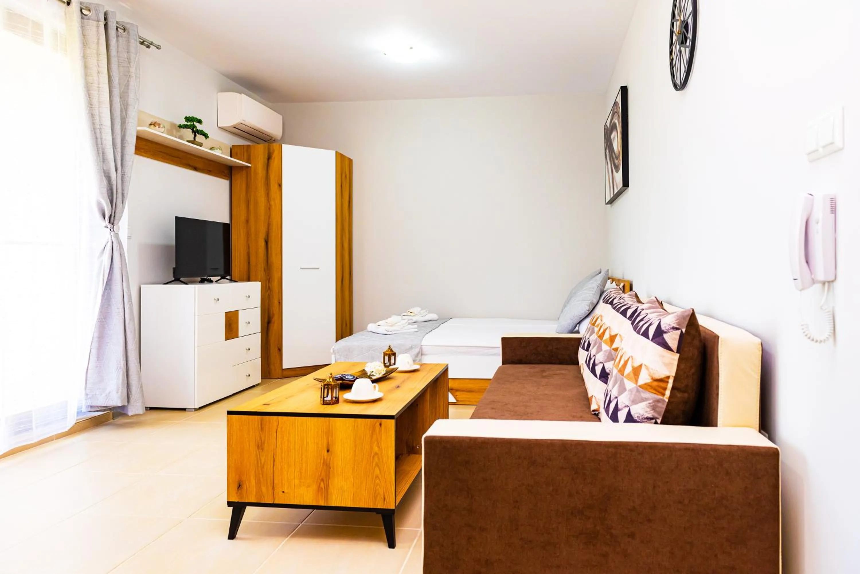 View (from property/room), Bed in Green Life Beach Resort Apartment