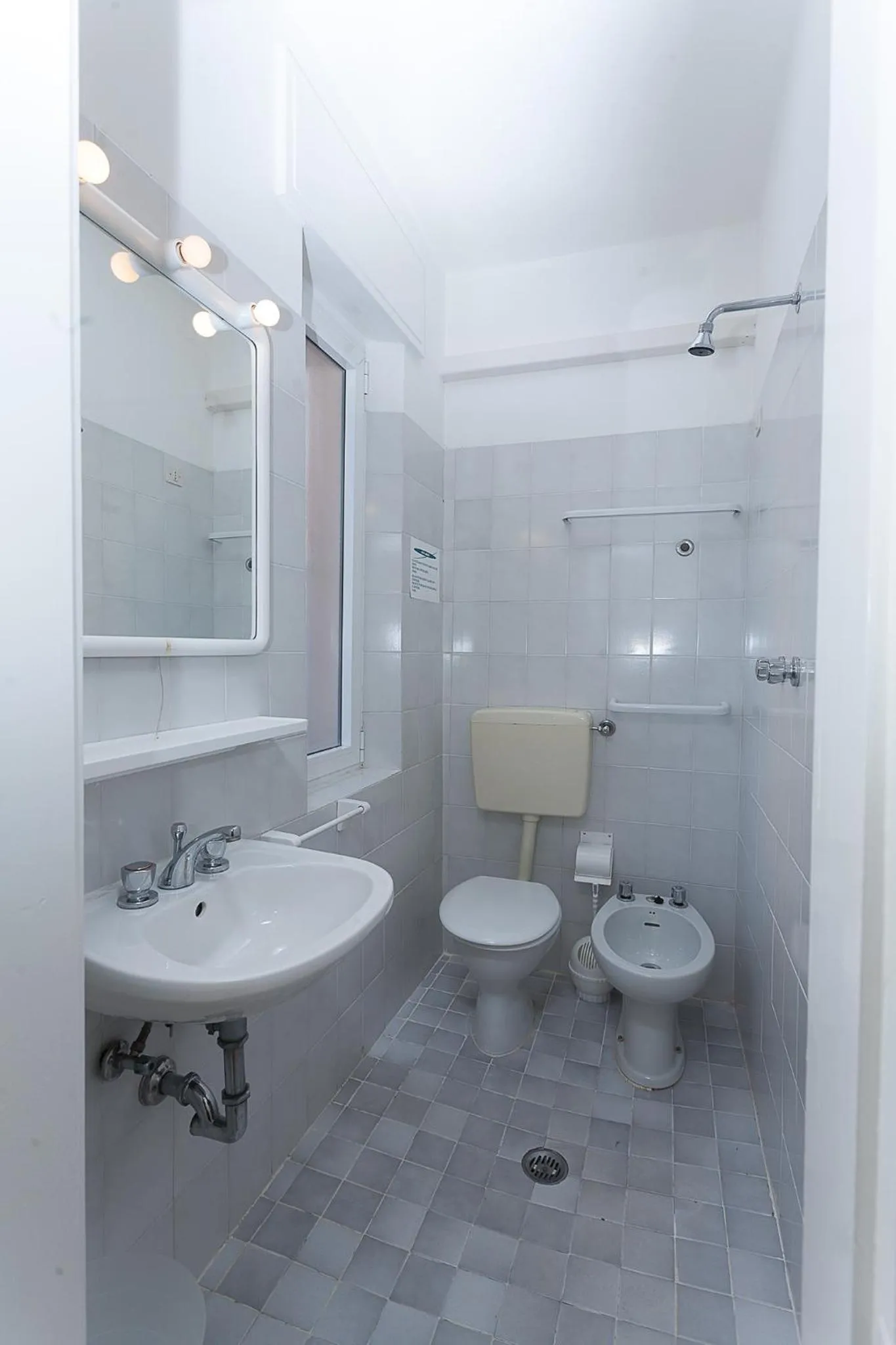 Shower in Hotel Amalfi & Dépendance