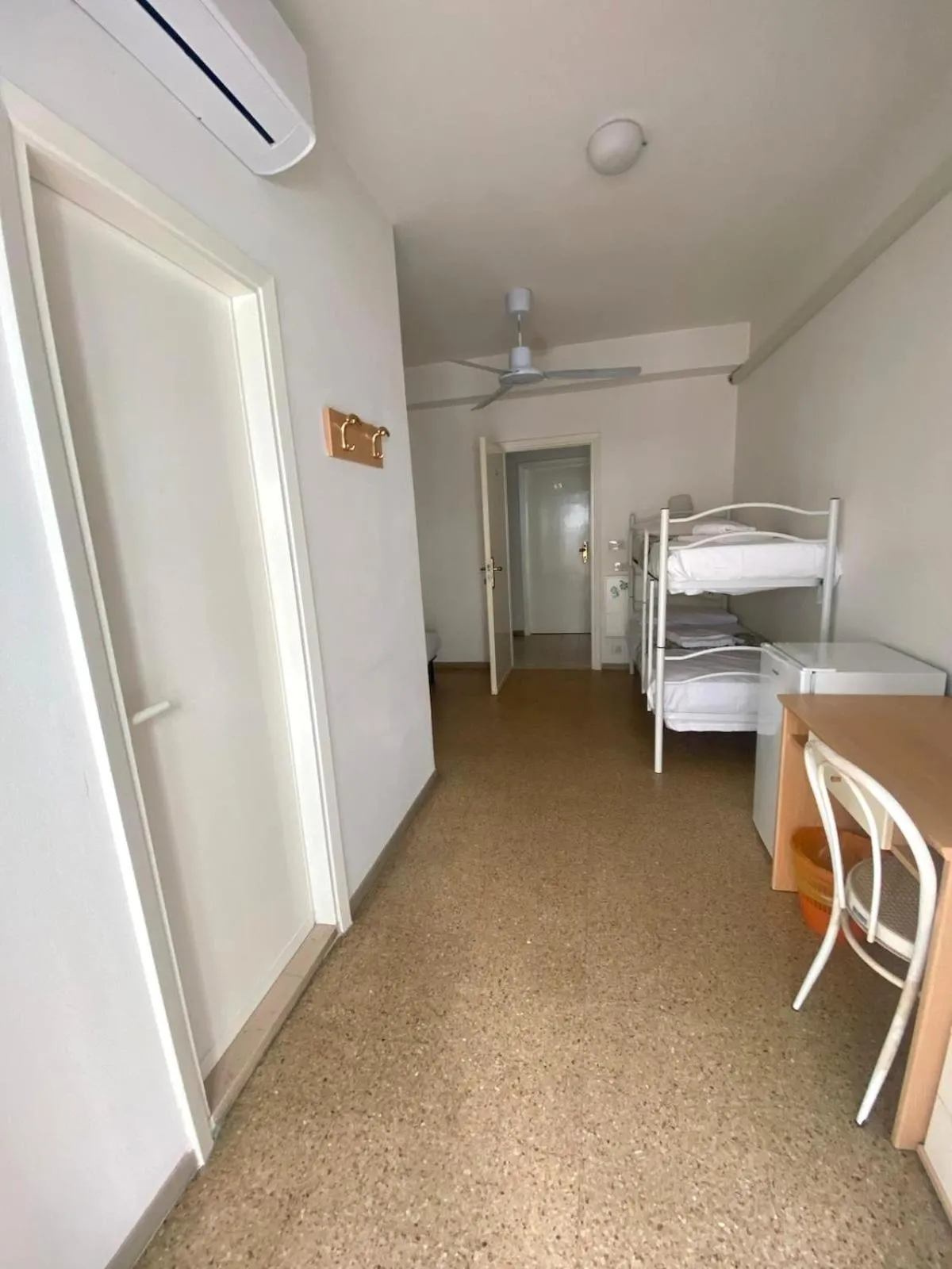 Photo of the whole room, Bed in Hotel Amalfi & Dépendance