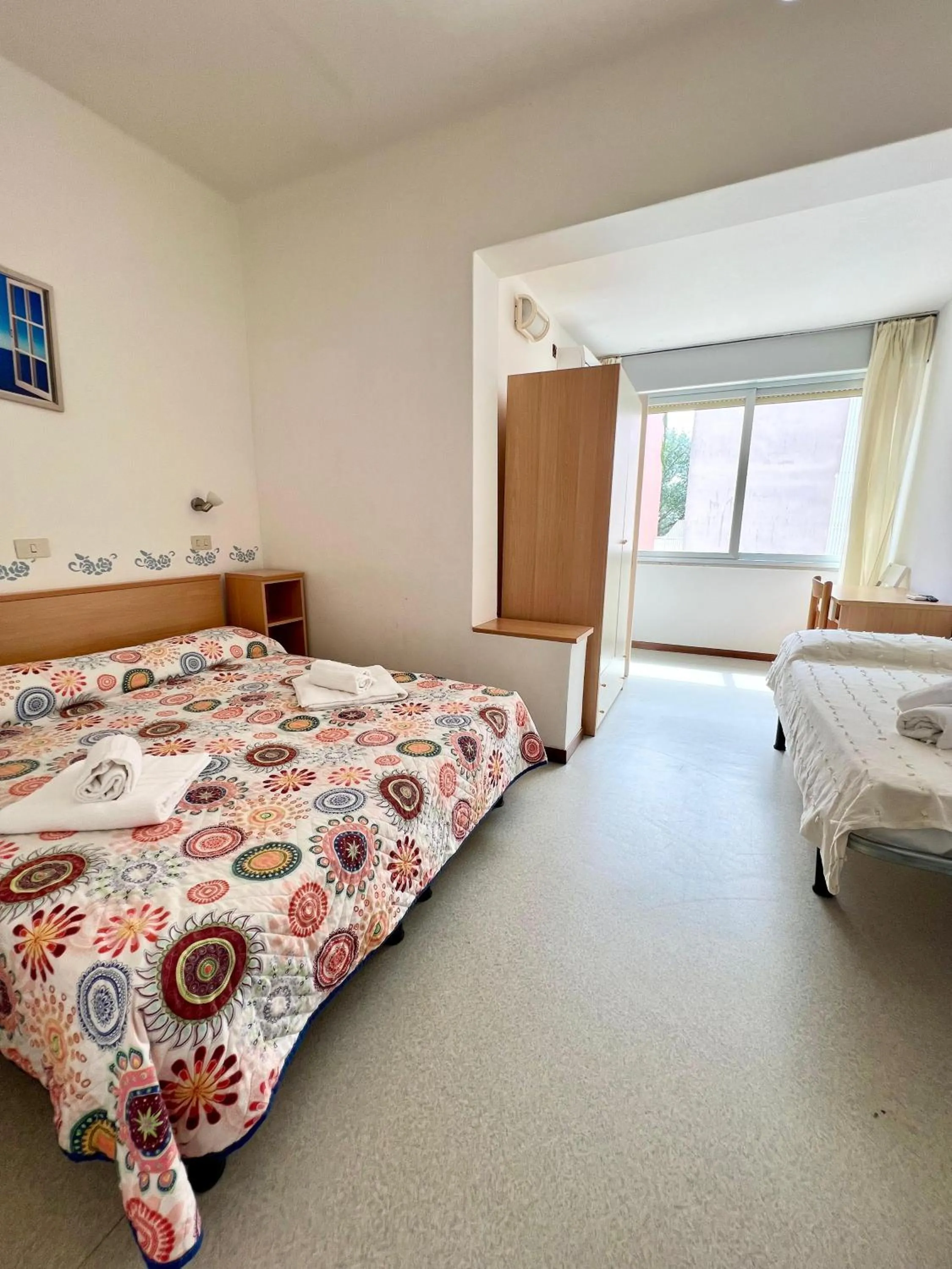 Photo of the whole room, Bed in Hotel Amalfi & Dépendance