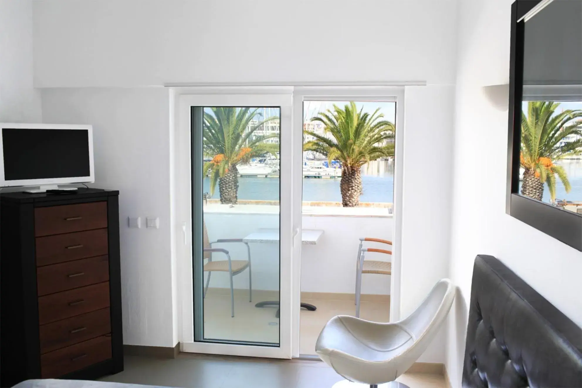 Lagos Marina view apartment near beaches and shops Lagos Marina view apartment near beaches and shops