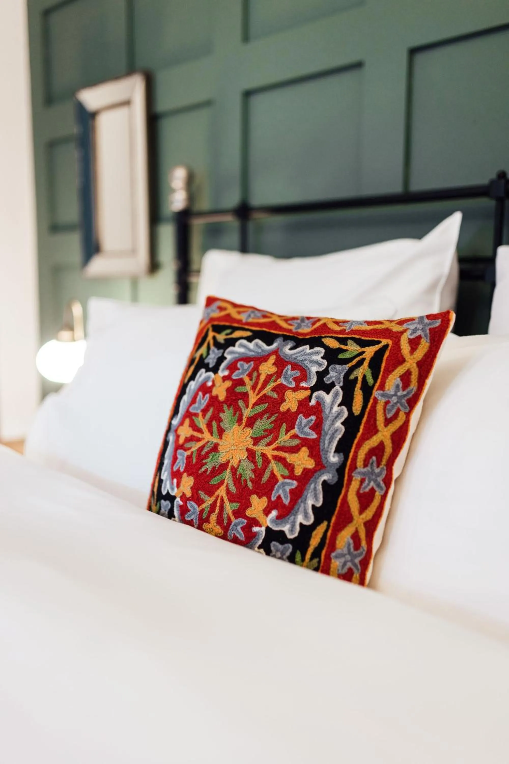 Bedroom in Nana Macs