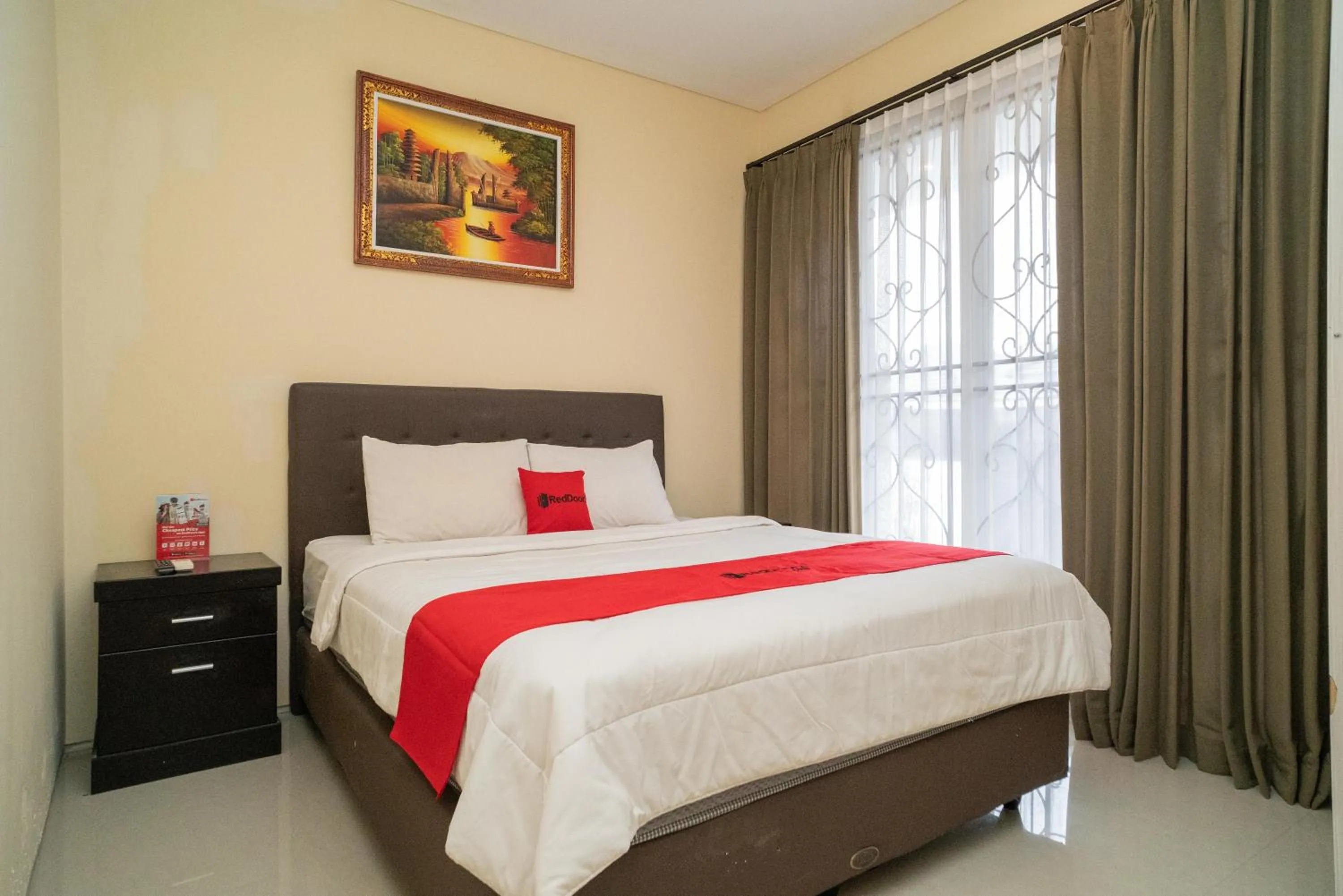 Bed in RedDoorz near ITDC Nusa Dua