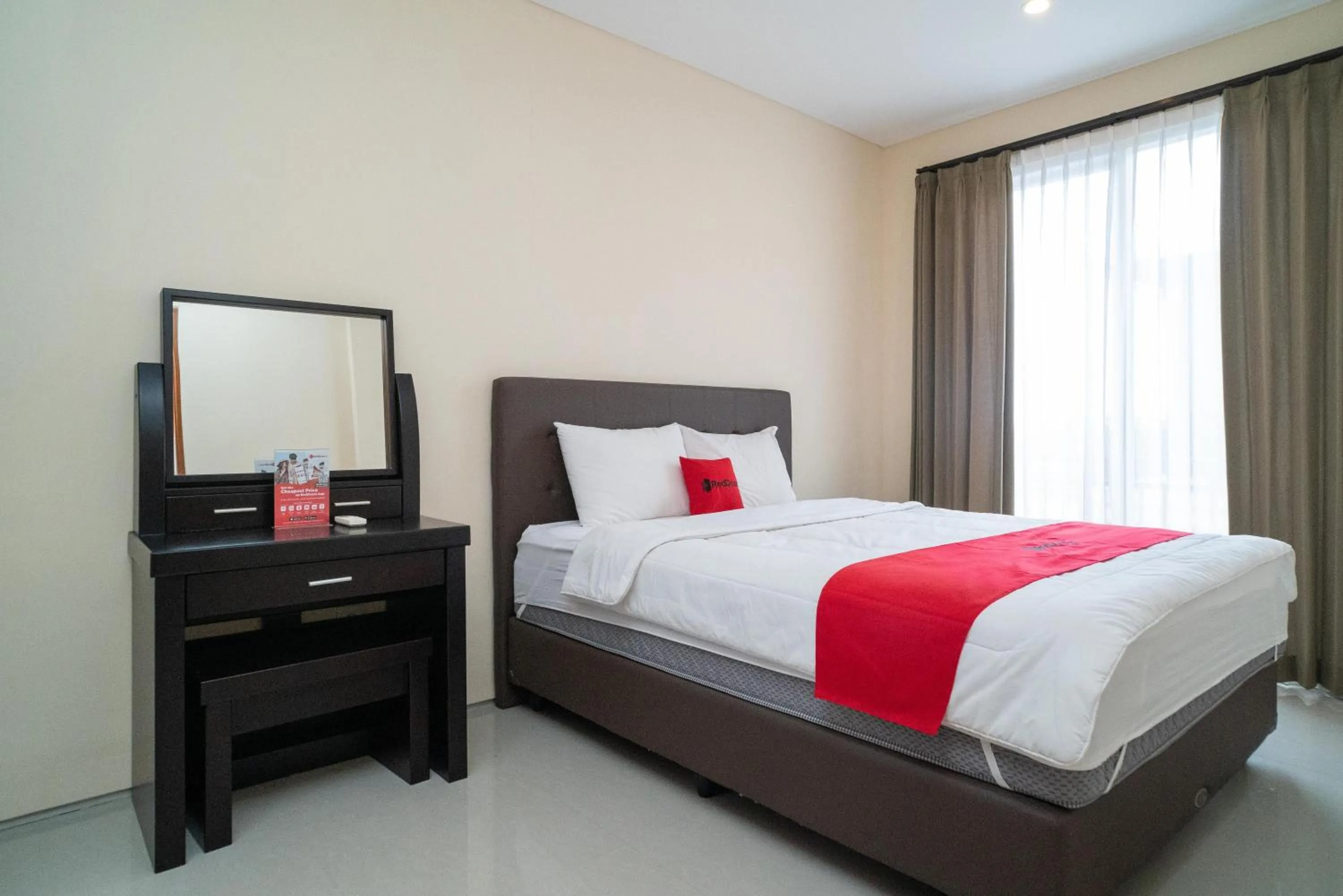 Bed in RedDoorz near ITDC Nusa Dua