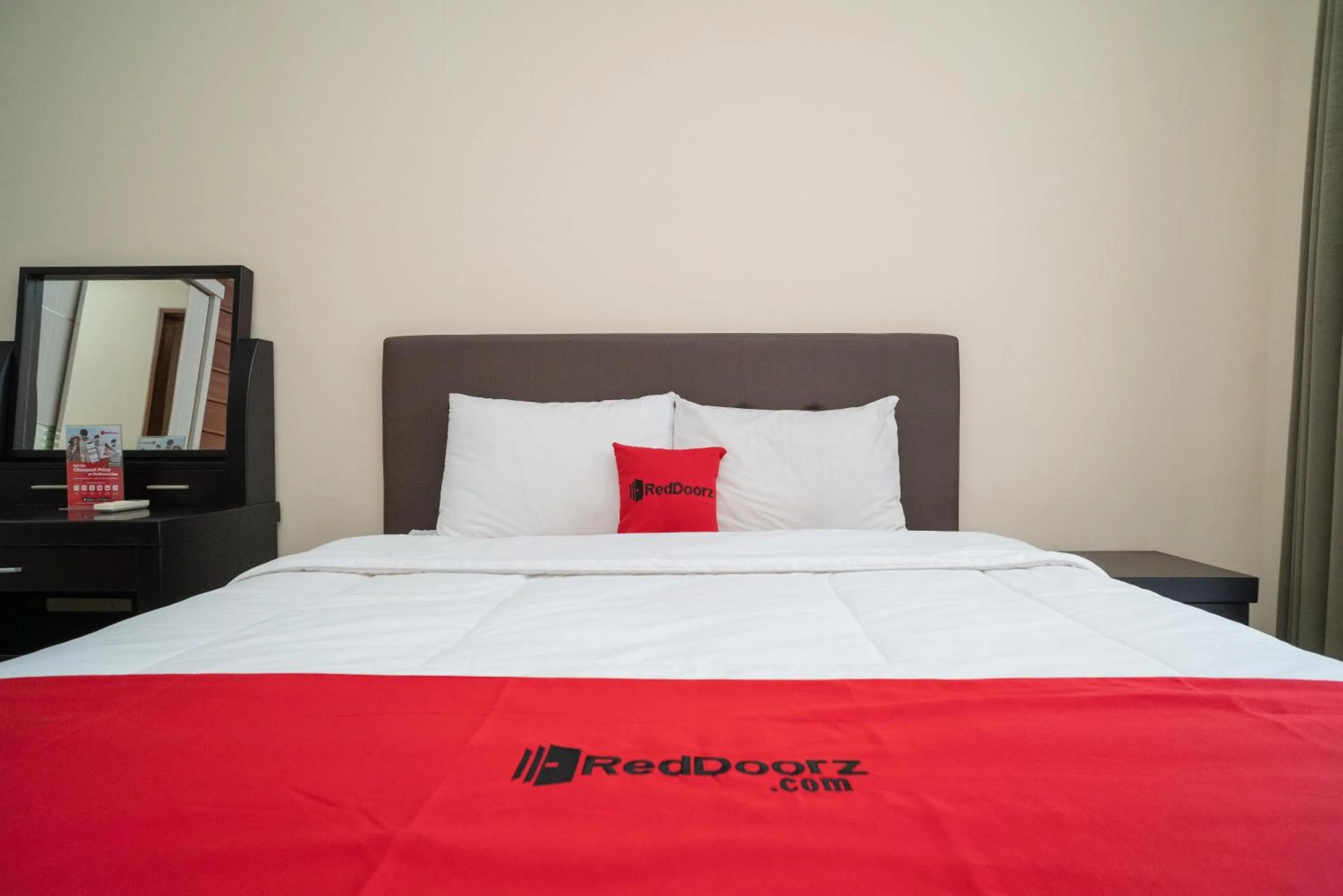 Bed in RedDoorz near ITDC Nusa Dua