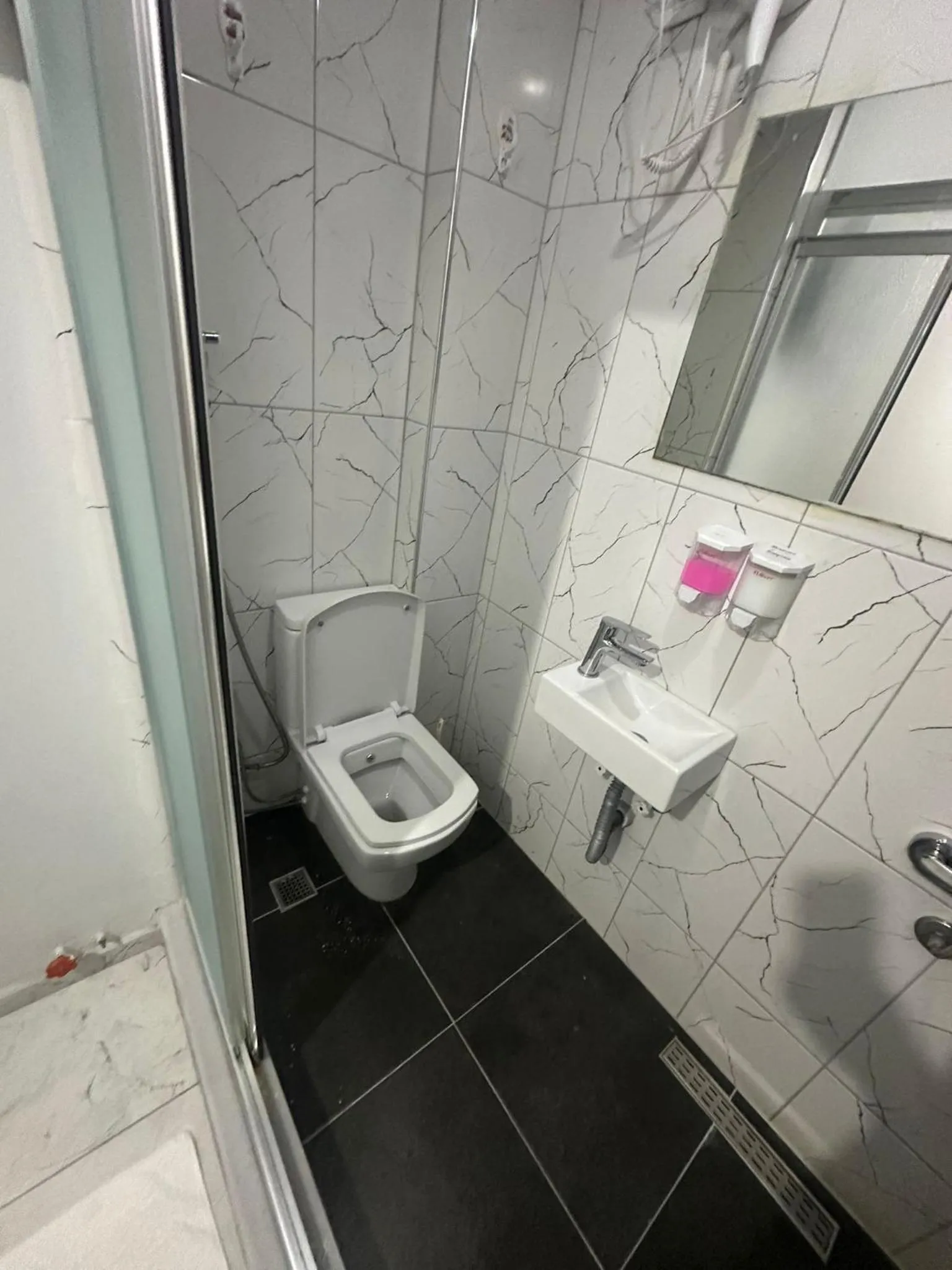 Bathroom in NR1 HOTEL