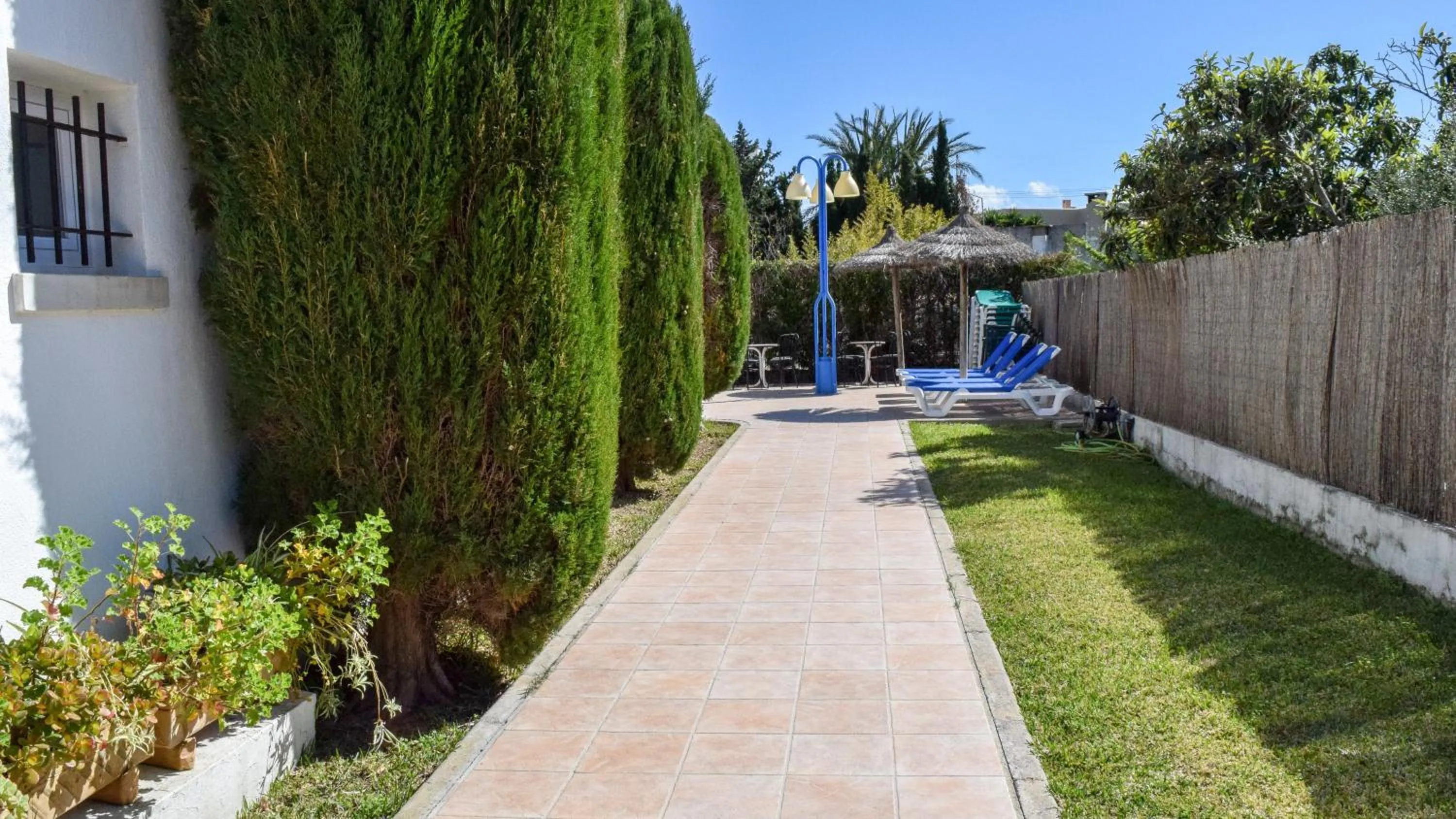 Garden in Villa Alexia- APARTMENT AQUA - Puerto Pollensa