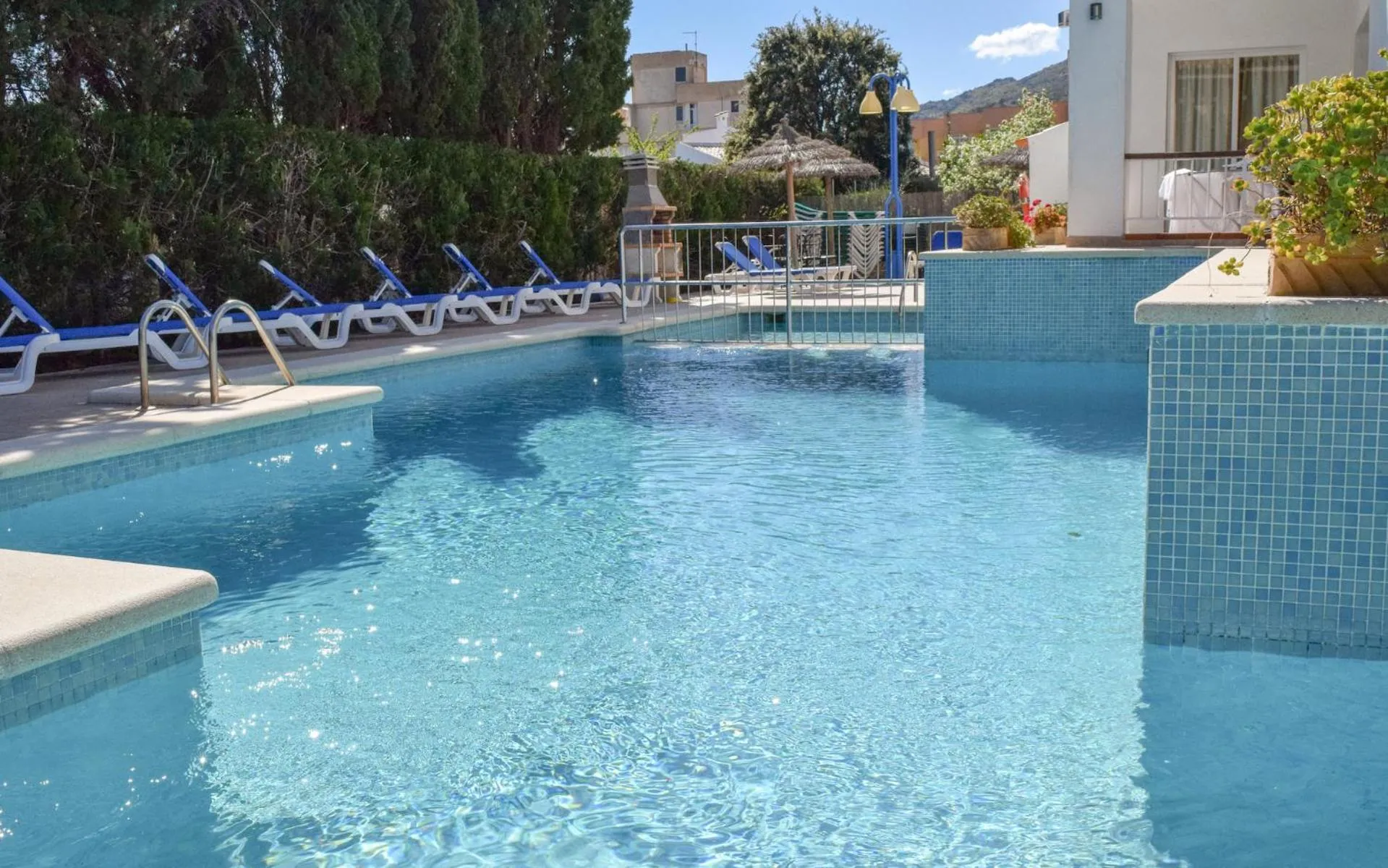 Day in Villa Alexia- APARTMENT AQUA - Puerto Pollensa