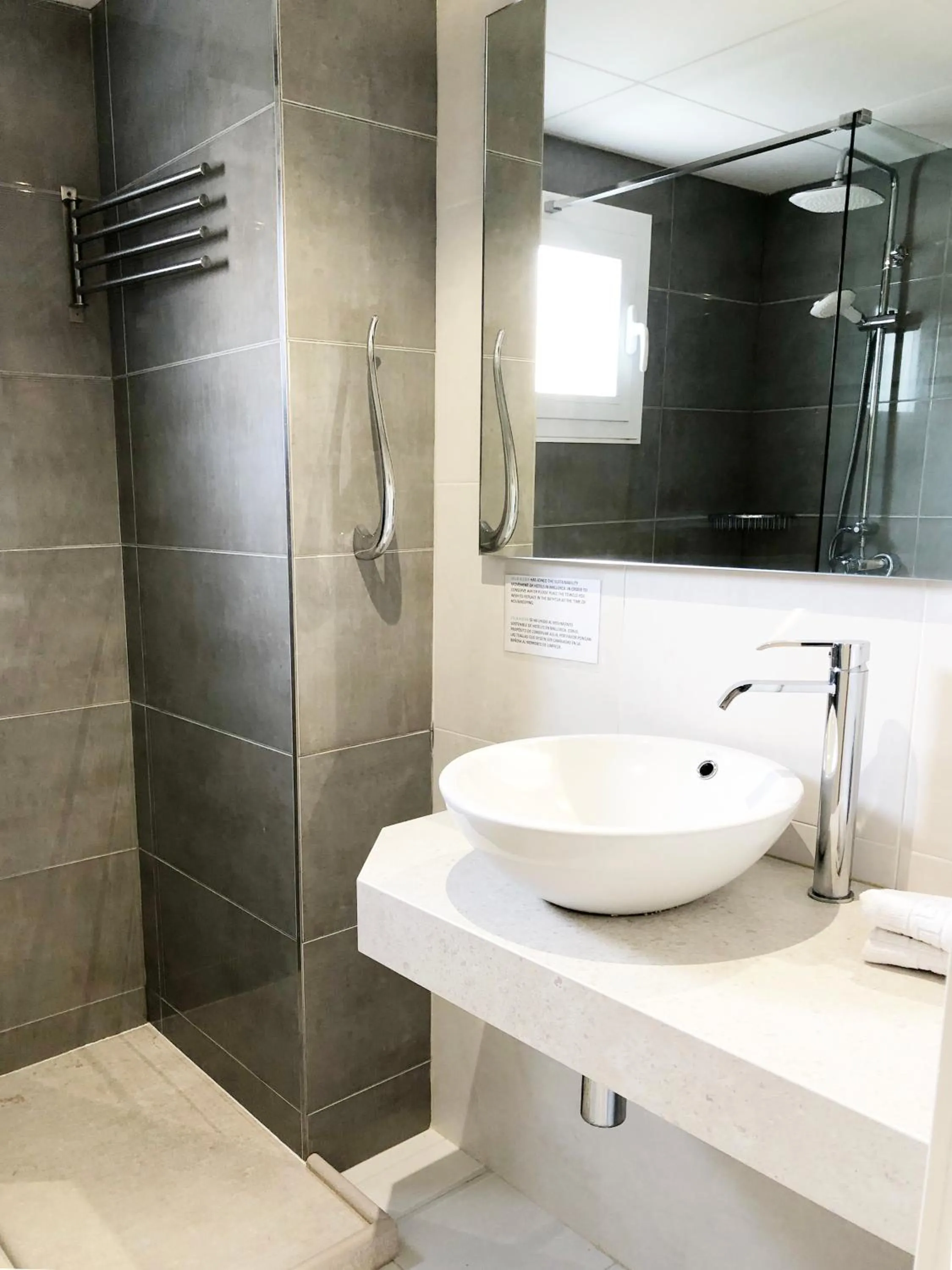 Bathroom in Villa Alexia- APARTMENT AQUA - Puerto Pollensa