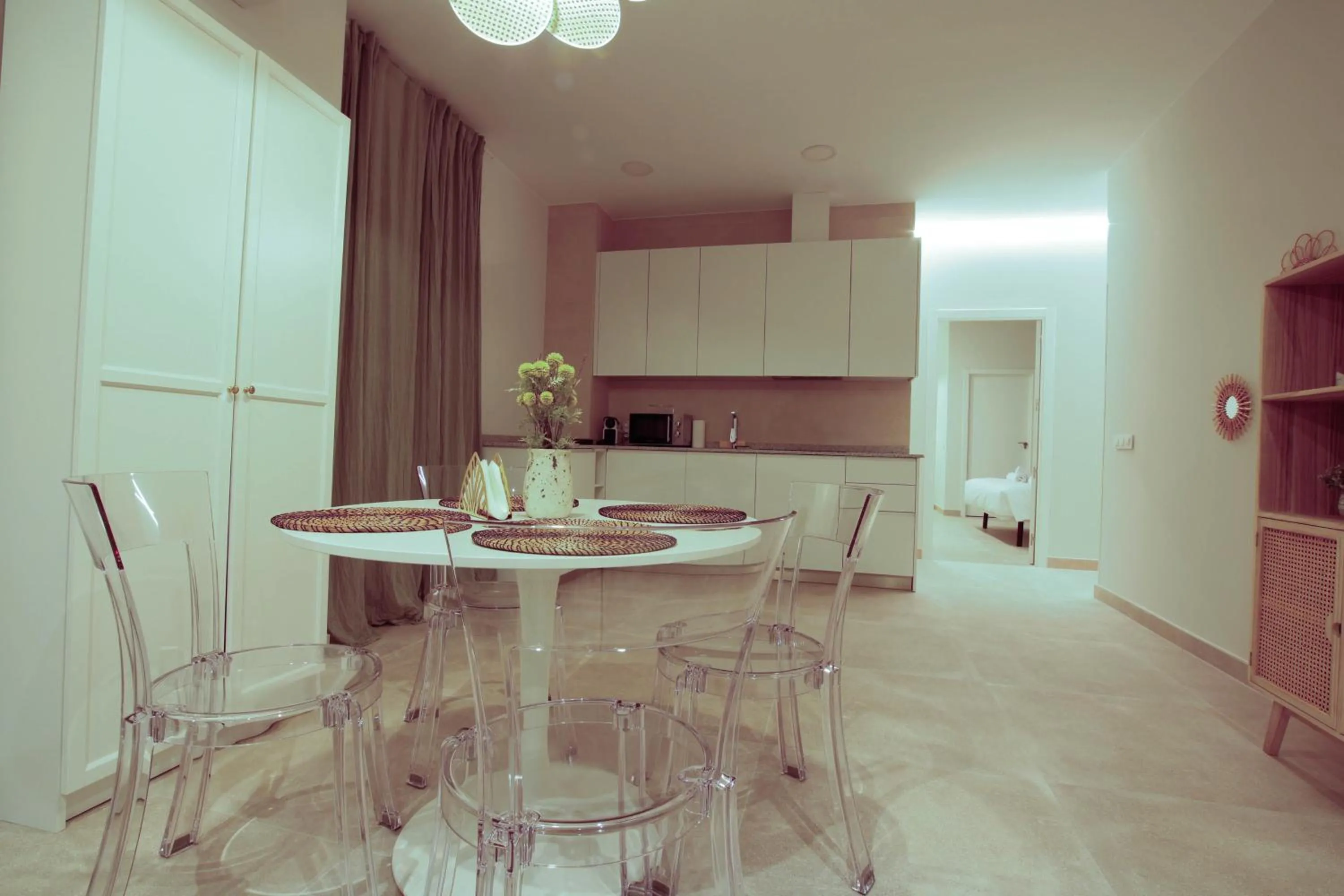 Dining area in A un paso de la Catedral