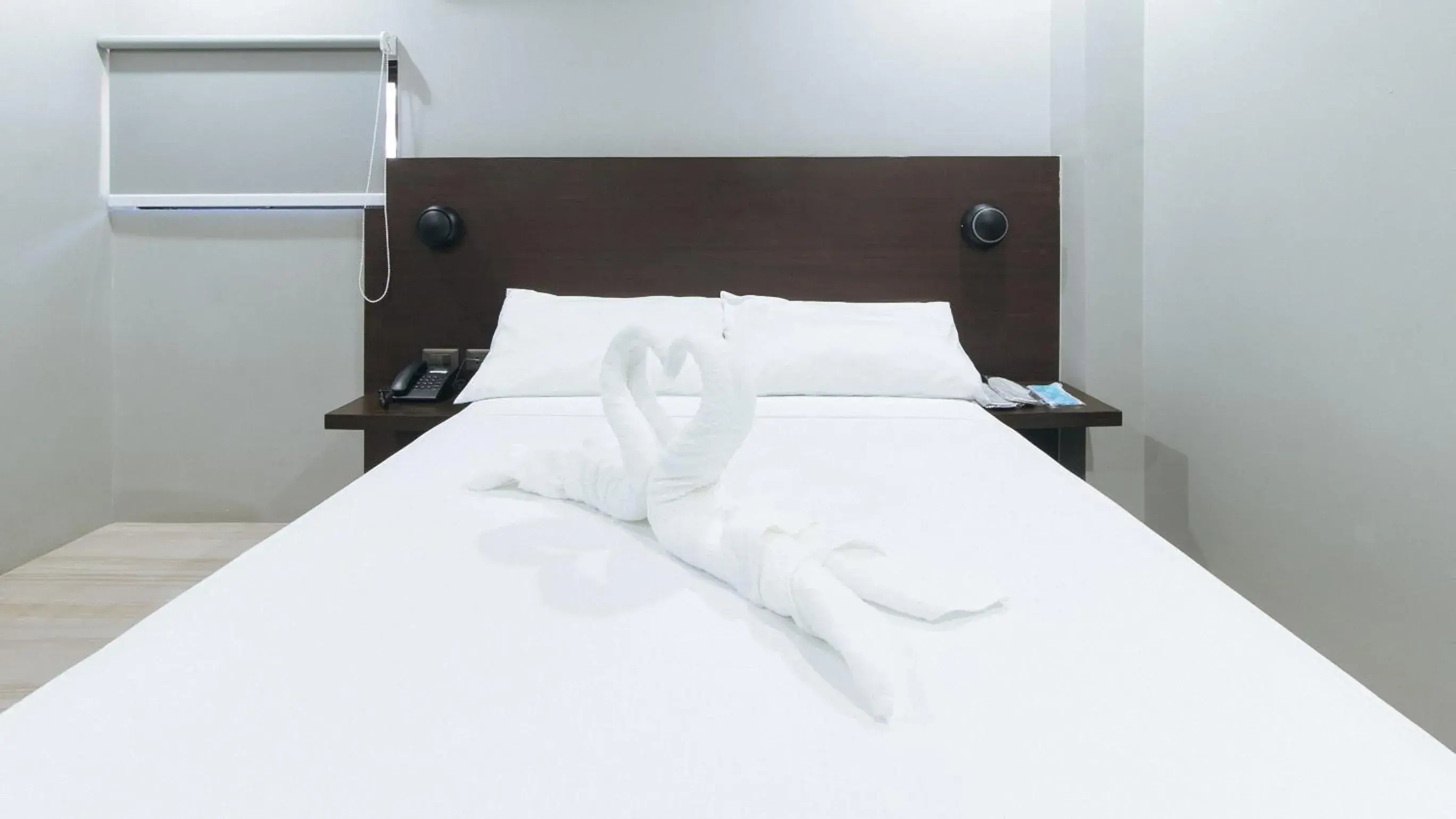 Photo of the whole room, Bed in Sunny Day Residences Antipolo Photo of the whole room, Bed in Sunny Day Residences Antipolo