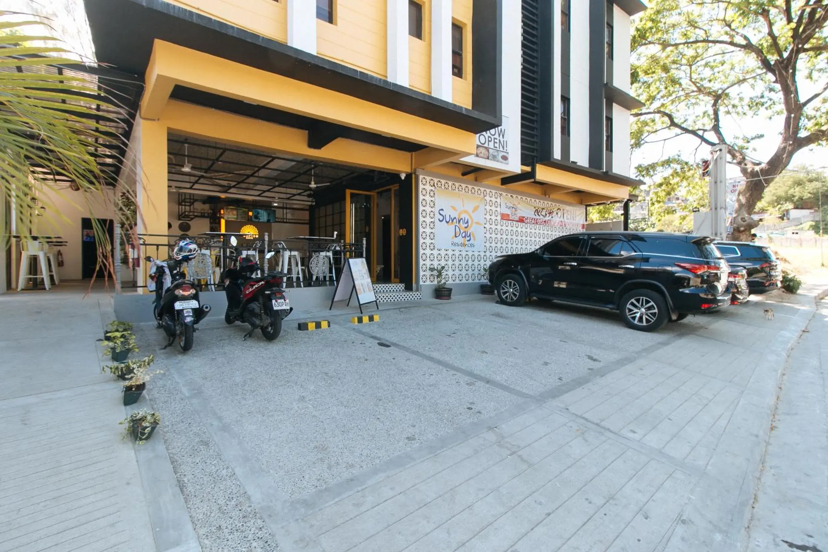 Property building in Sunny Day Residences Antipolo Property building in Sunny Day Residences Antipolo