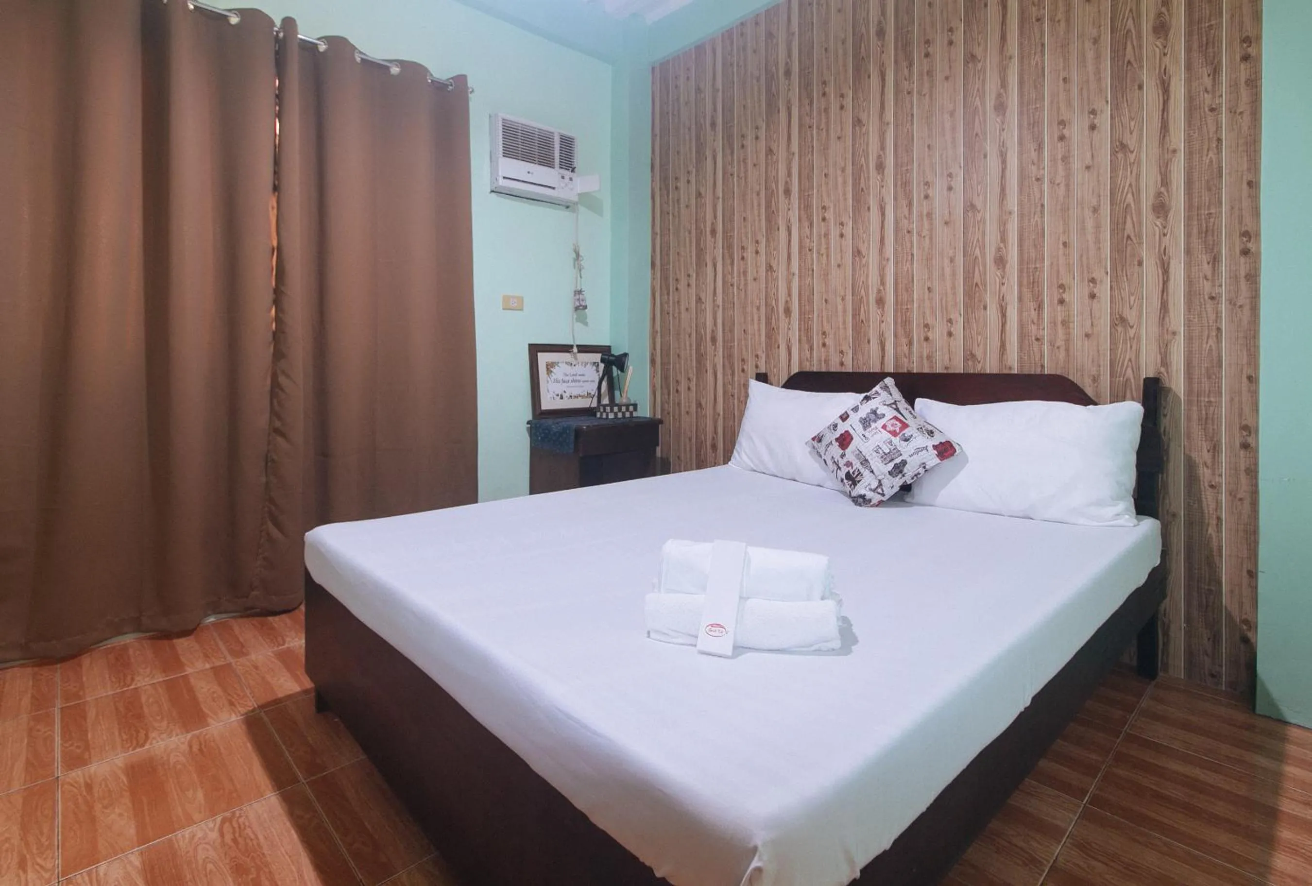 Bedroom, Bed in En Gedi Beach Resort by RedDoorz