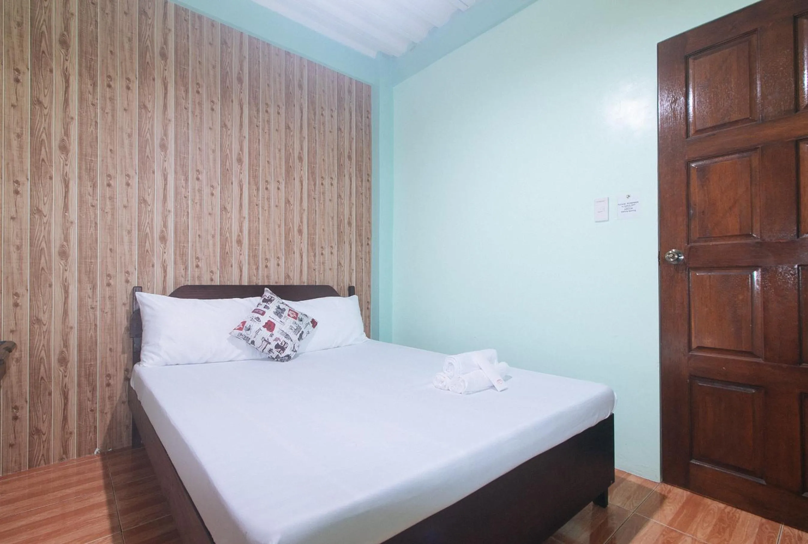 Photo of the whole room, Bed in En Gedi Beach Resort by RedDoorz