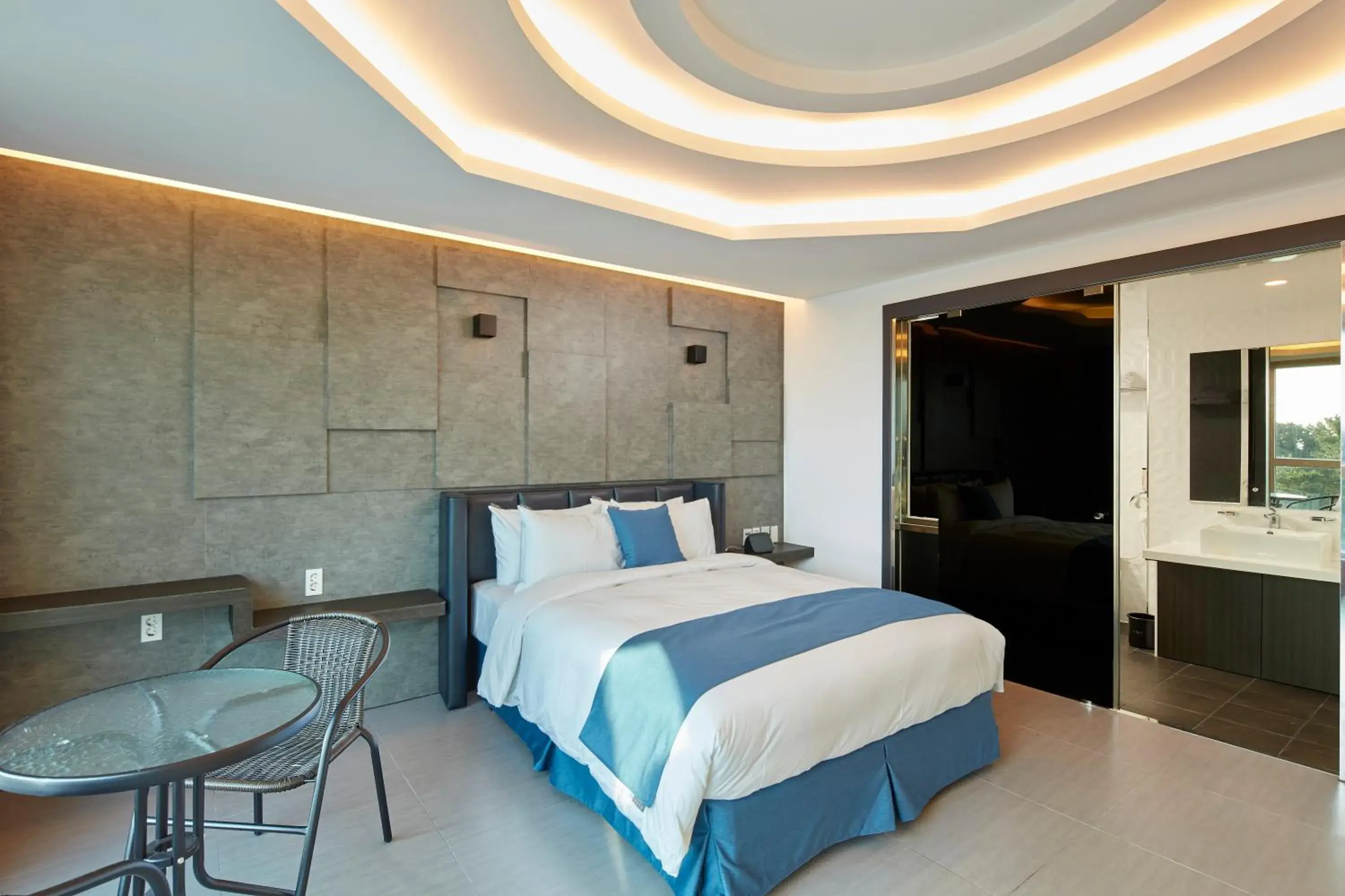 Double Room with Garden View in Elren Hotel Jeju Double Room with Garden View in Elren Hotel Jeju