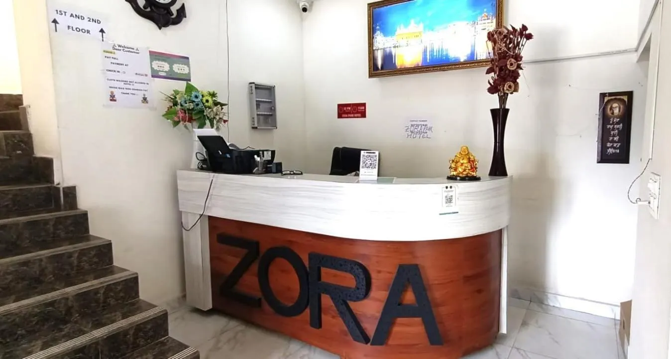 Zora Park Luxury Rooms