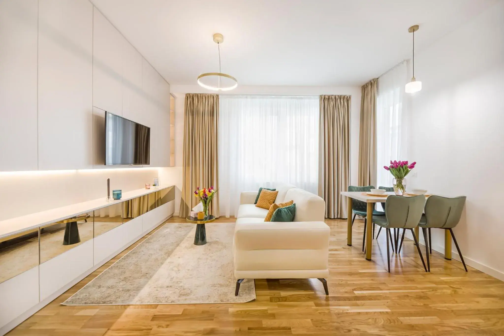 One-Bedroom Apartment in Bucharest Luxury Apartments One-Bedroom Apartment in Bucharest Luxury Apartments