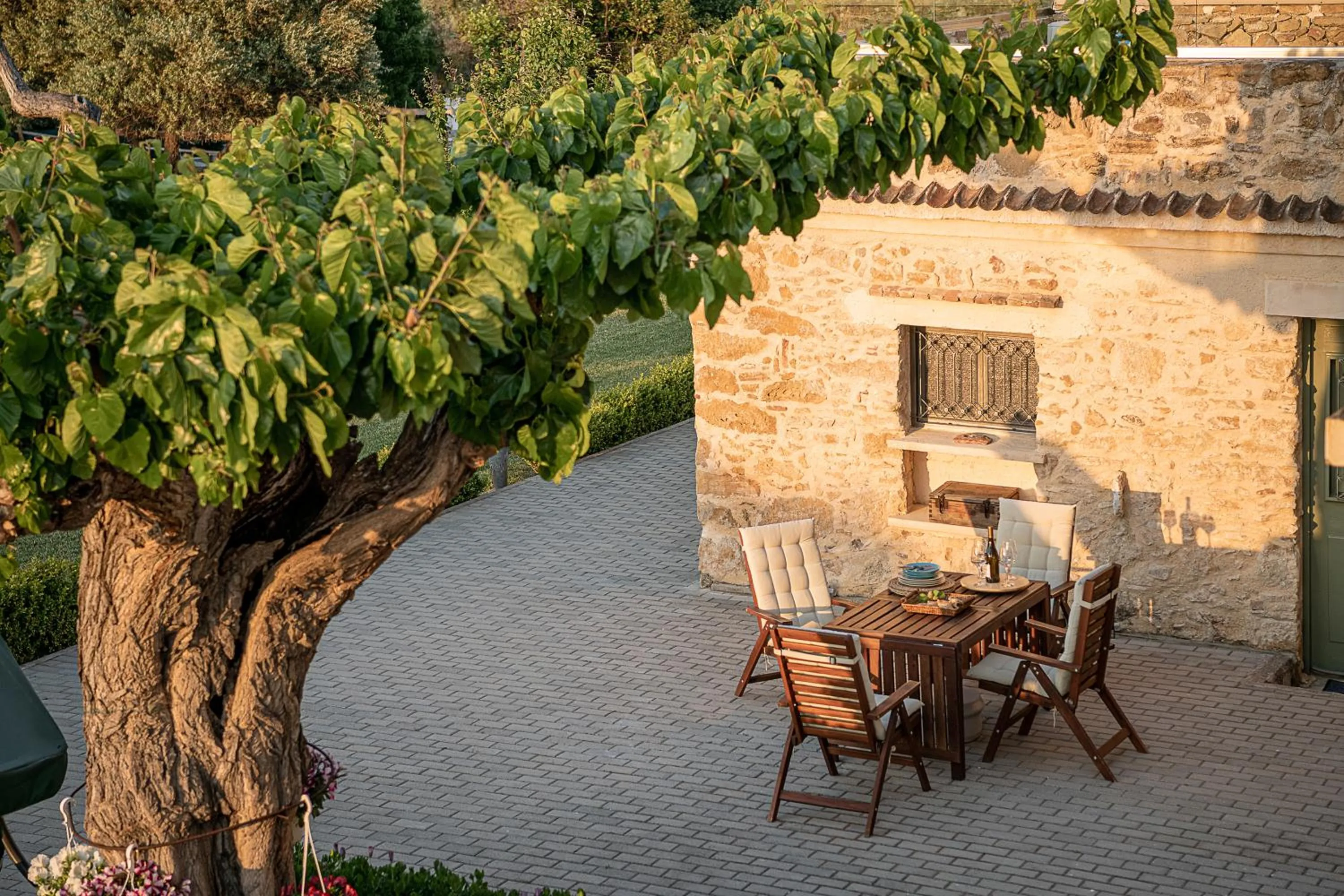 Patio in Ondathaki Pirgos