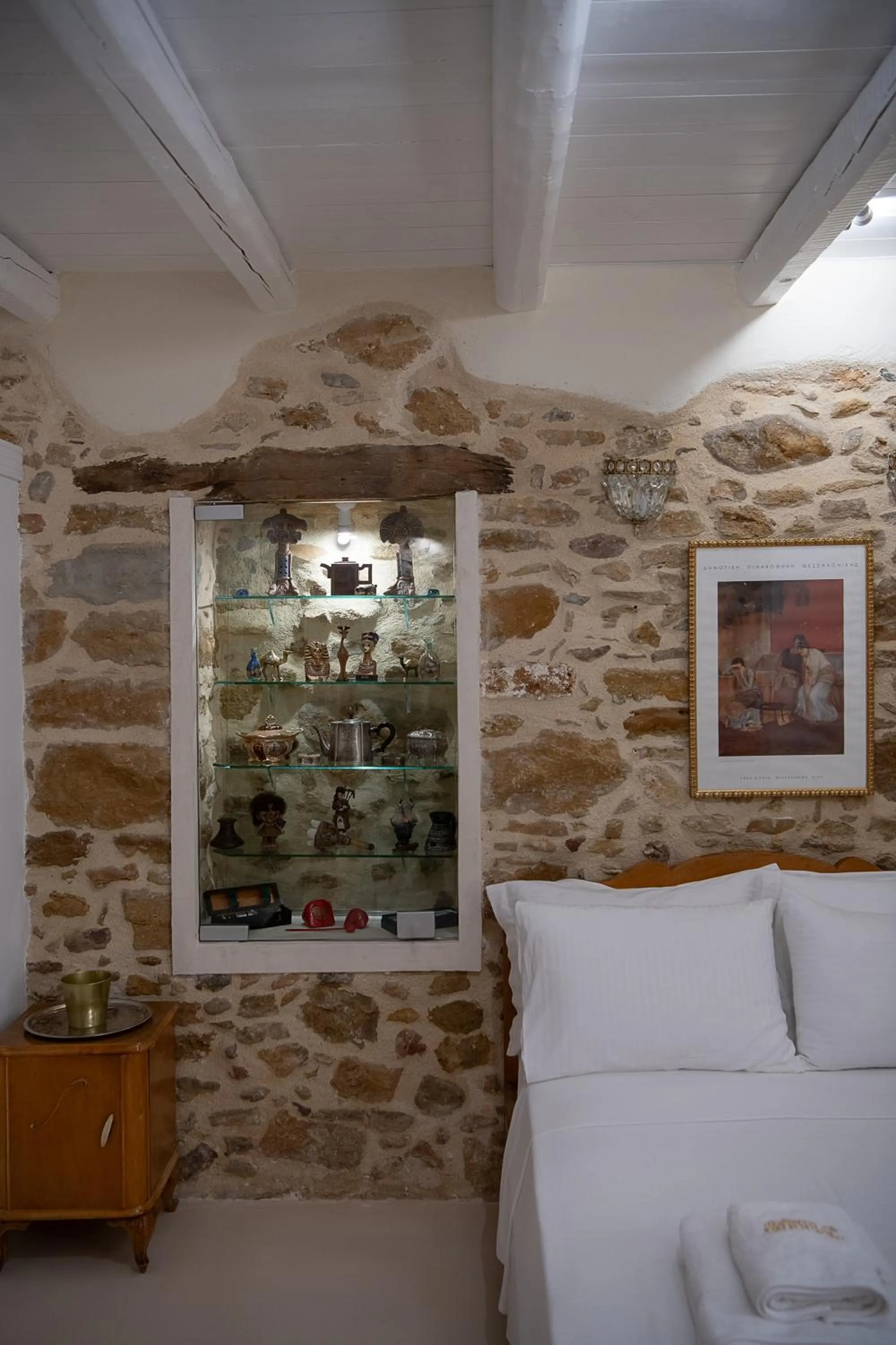 Bed in Ondathaki Pirgos