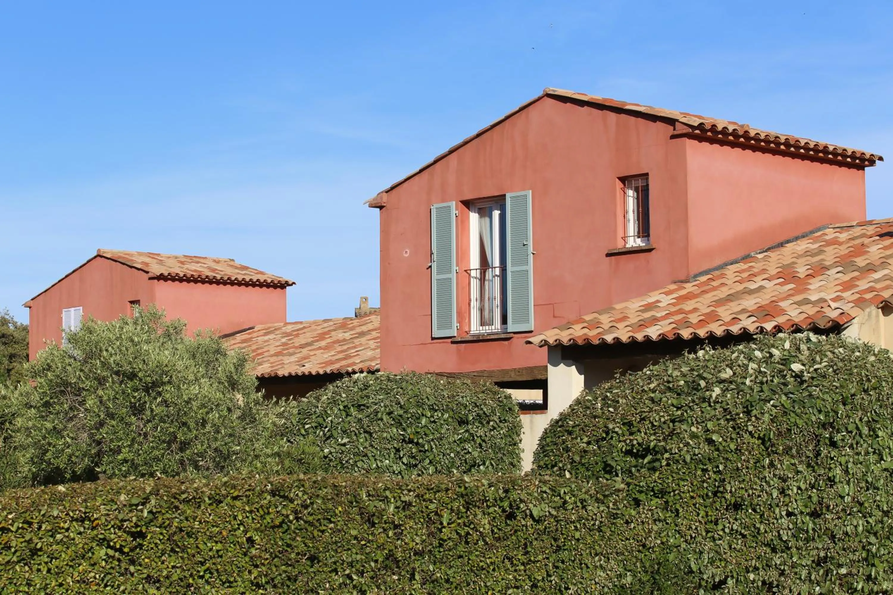 Property building in Casa Mia