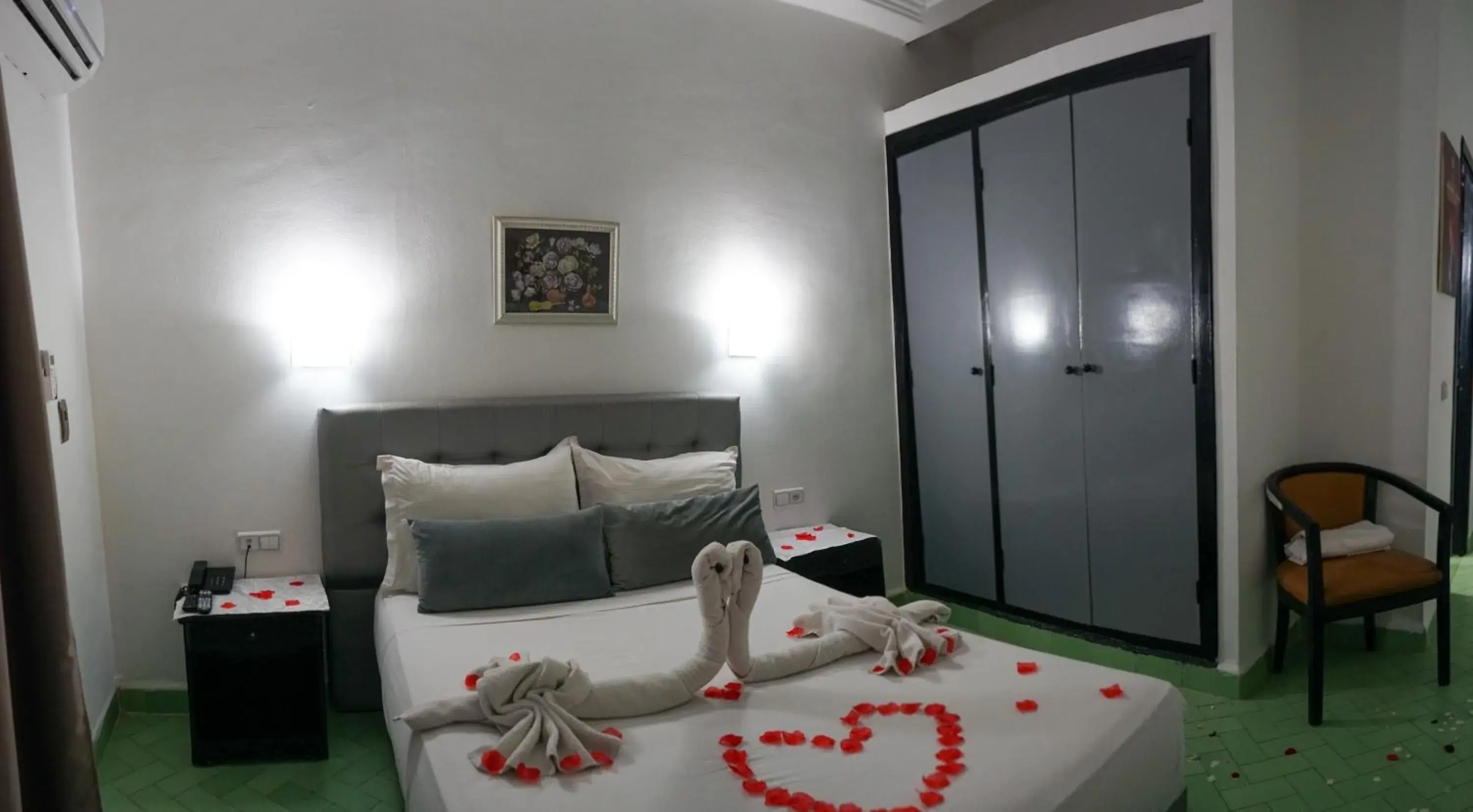 Bed in Hotel Nouzha Bed in Hotel Nouzha