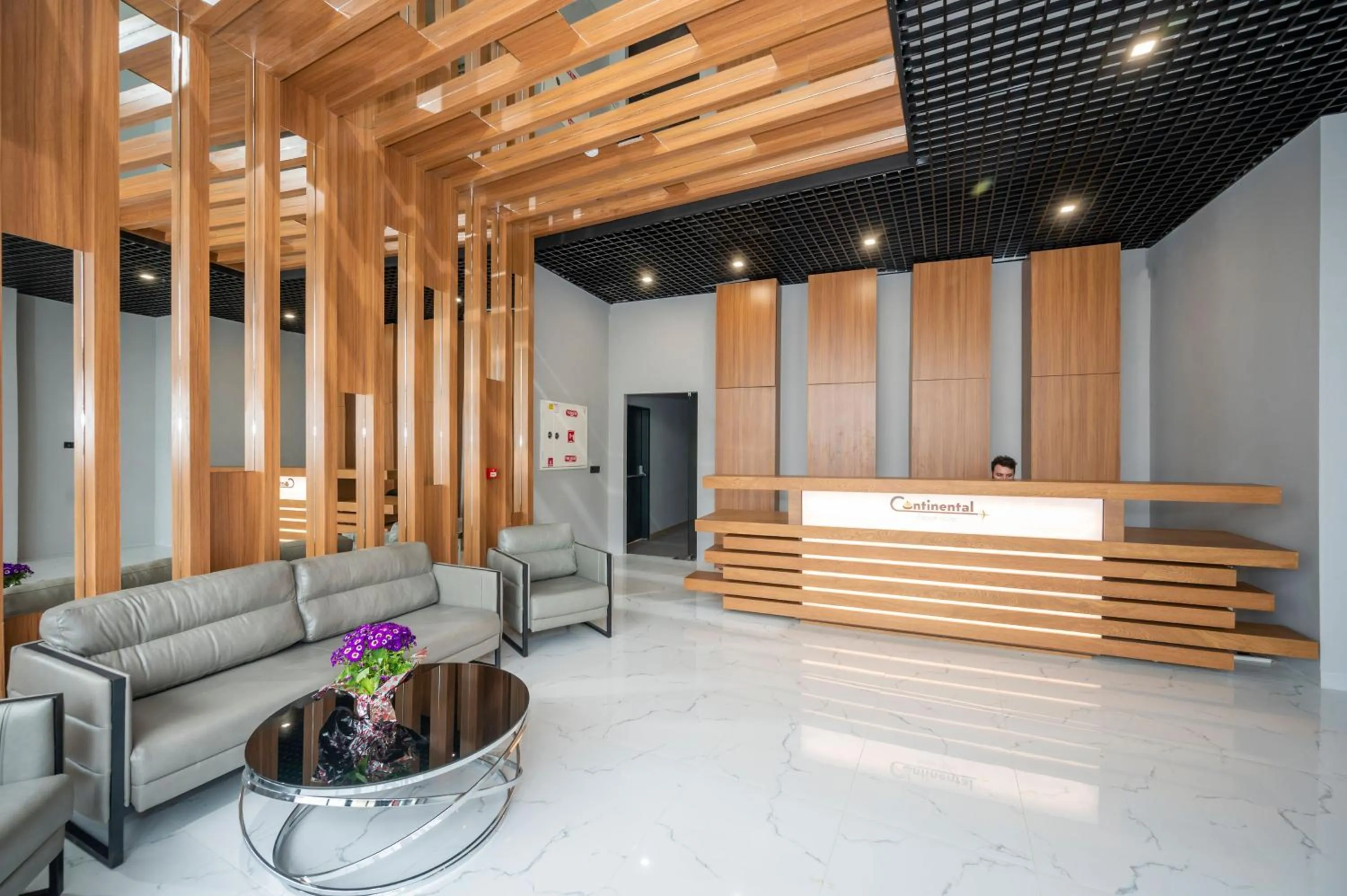 Lobby or reception in Continental Airport Hotel