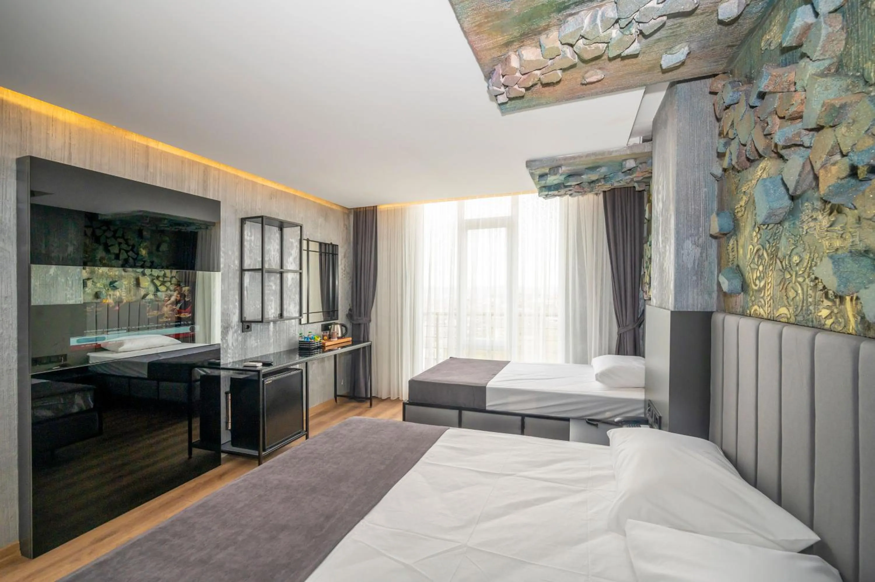 Photo of the whole room, Bed in Continental Airport Hotel