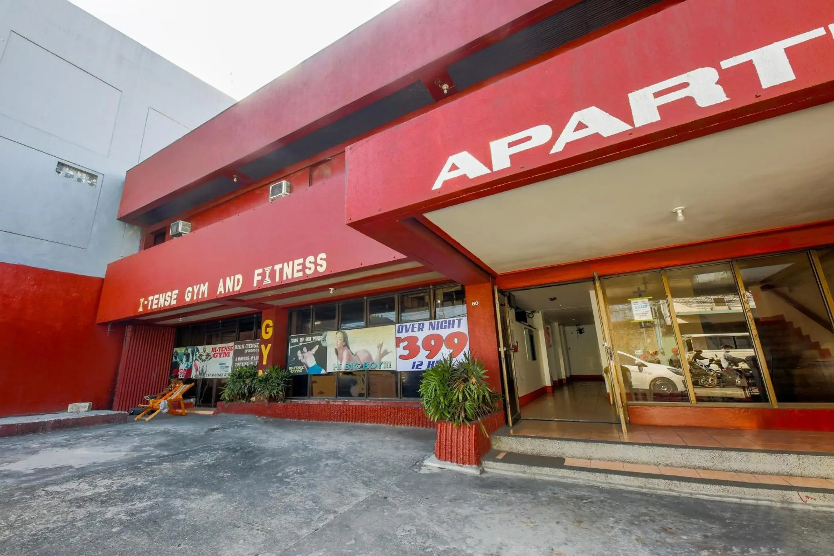 Facade/entrance in Busline Apartelle Facade/entrance in Busline Apartelle