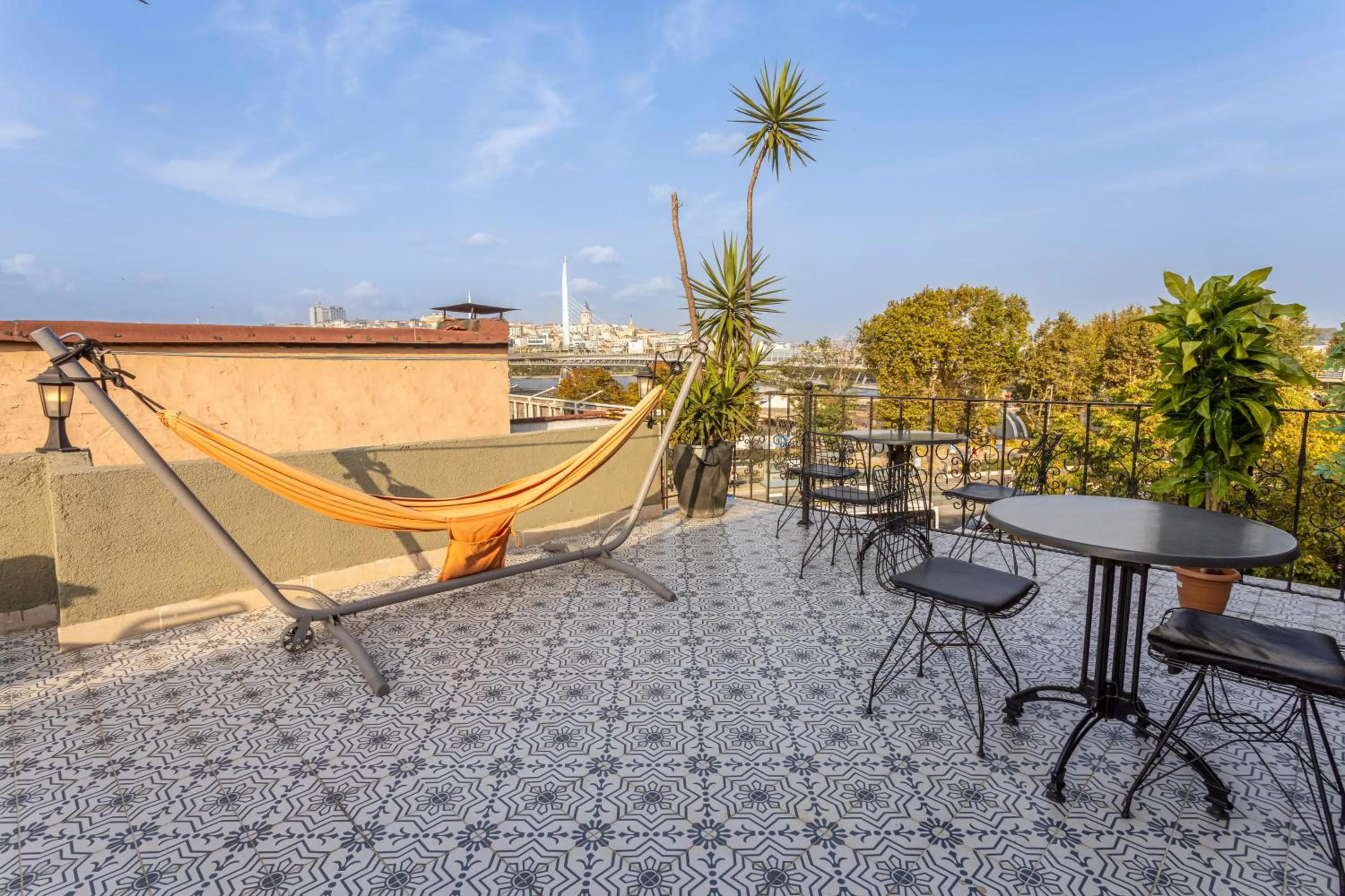 Day in Lumina Boutique Hotel