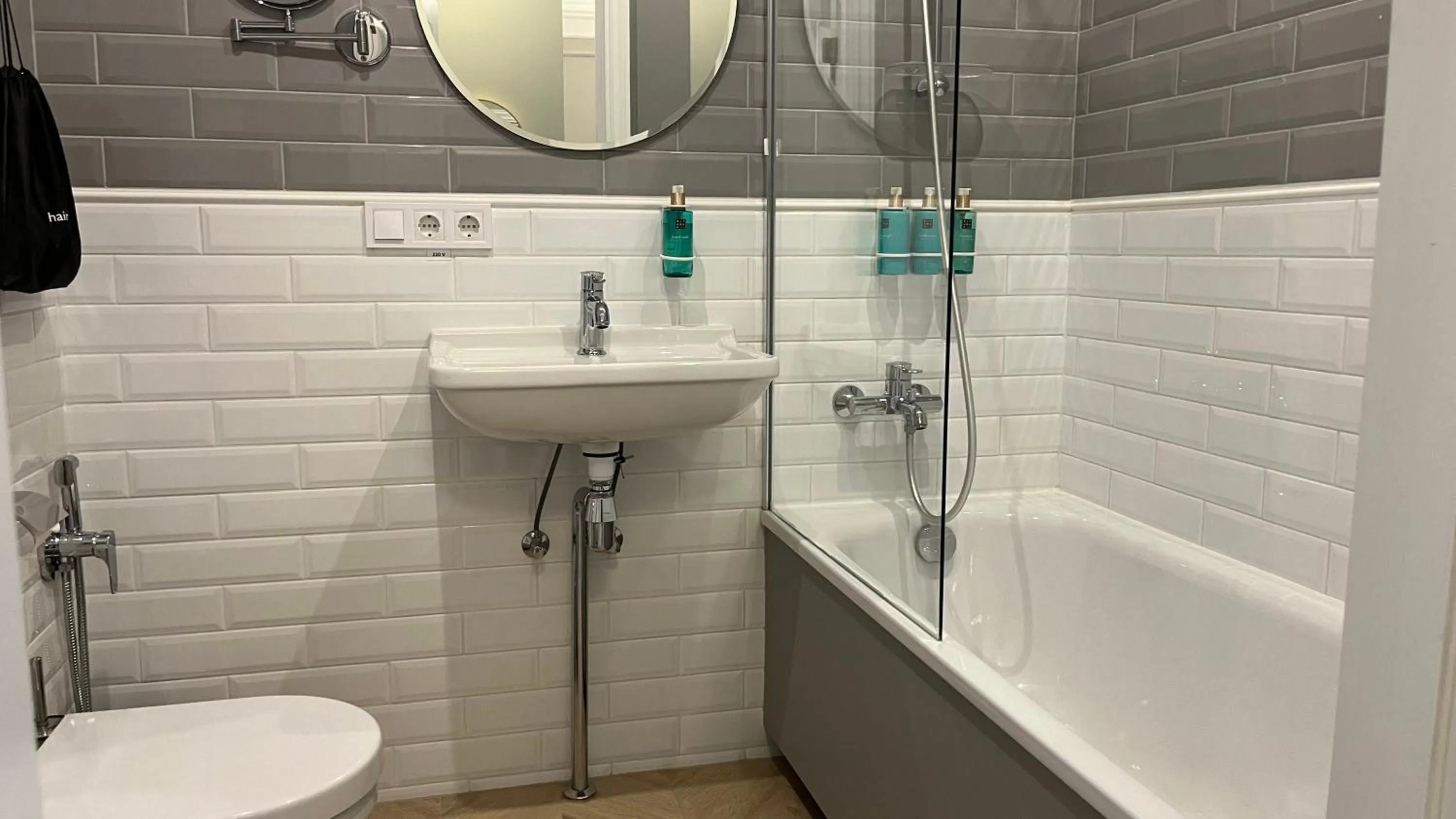 Toilet in Aparthotel Amella