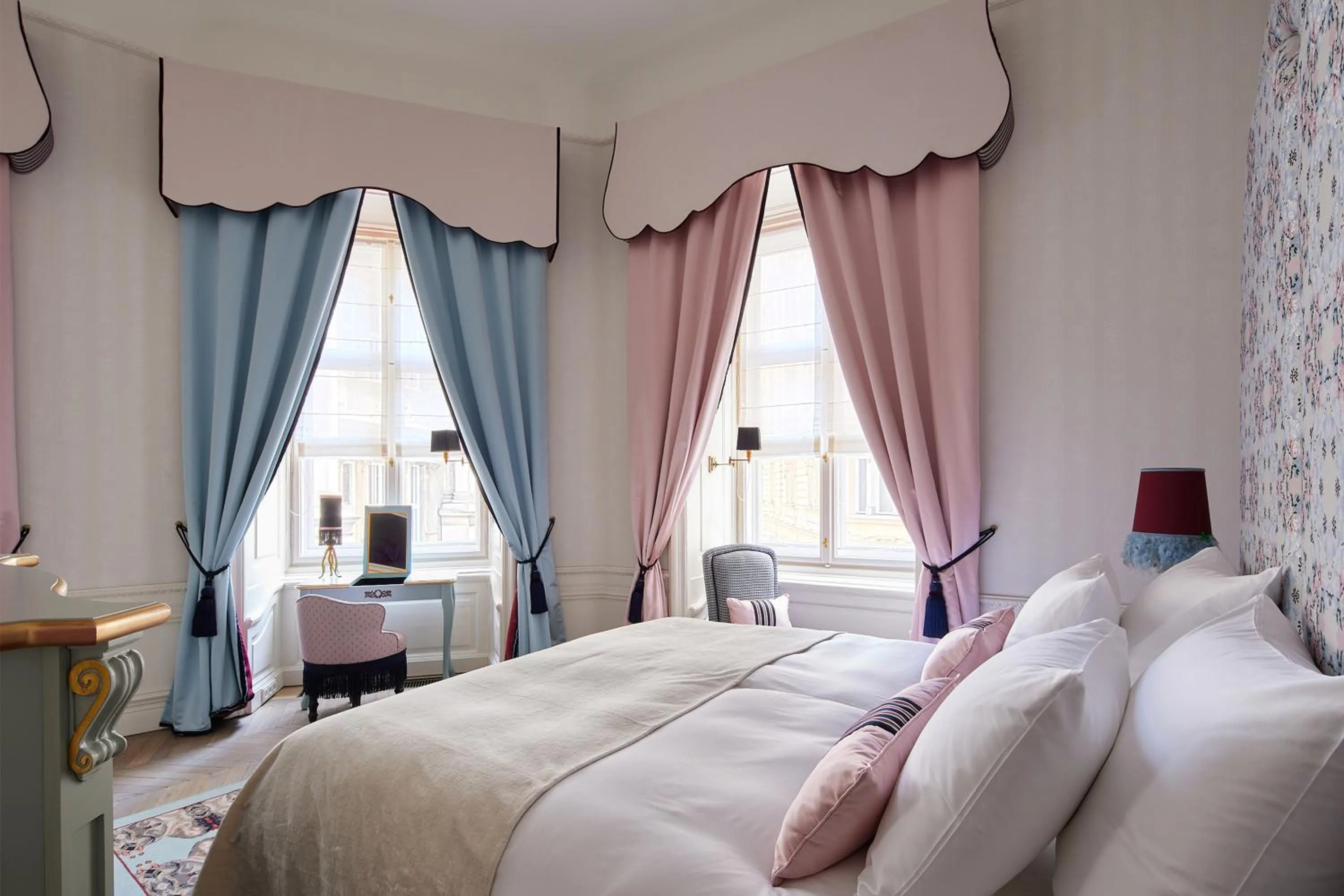 Bedroom, Bed in The Leo Grand