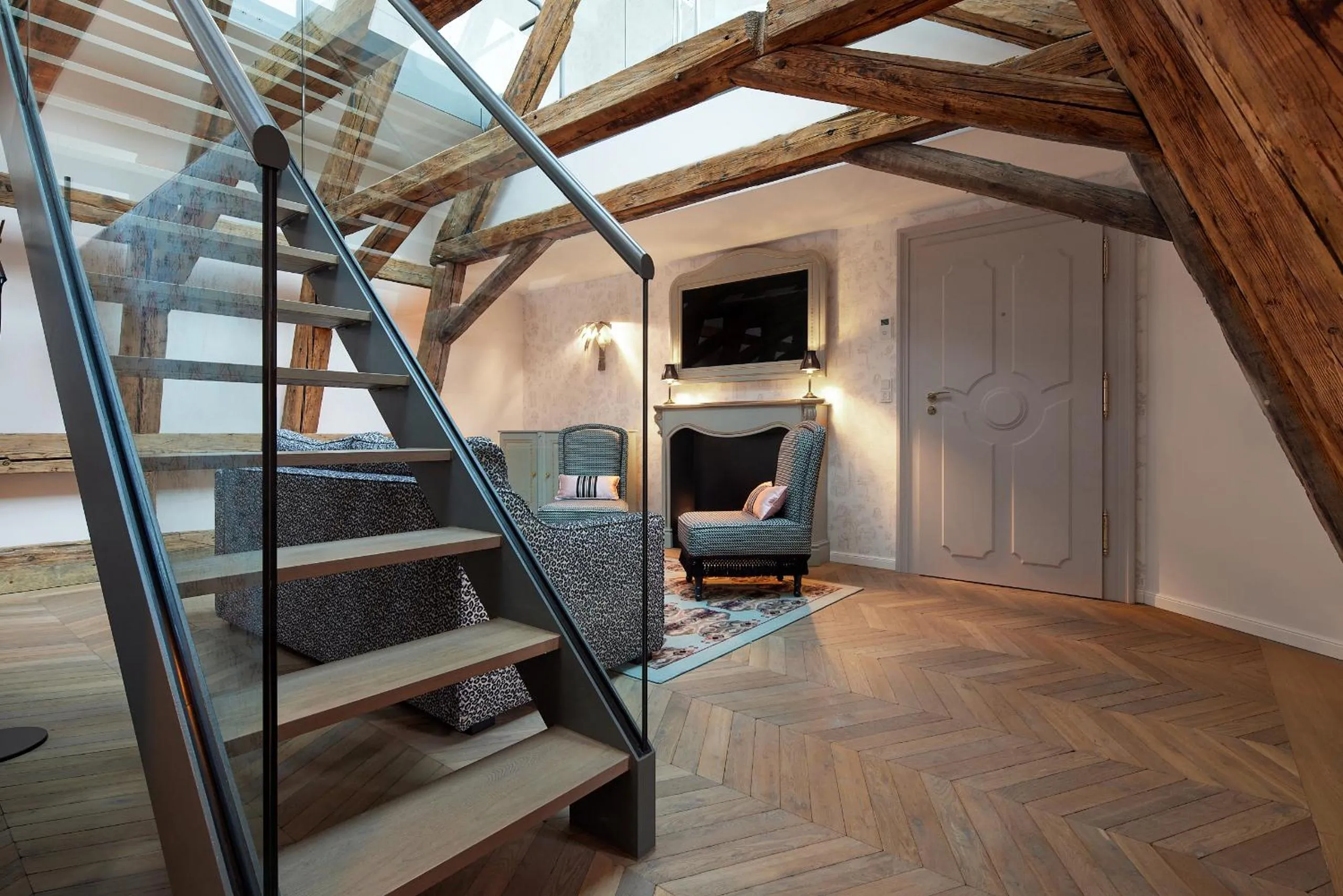 Seating area in The Leo Grand