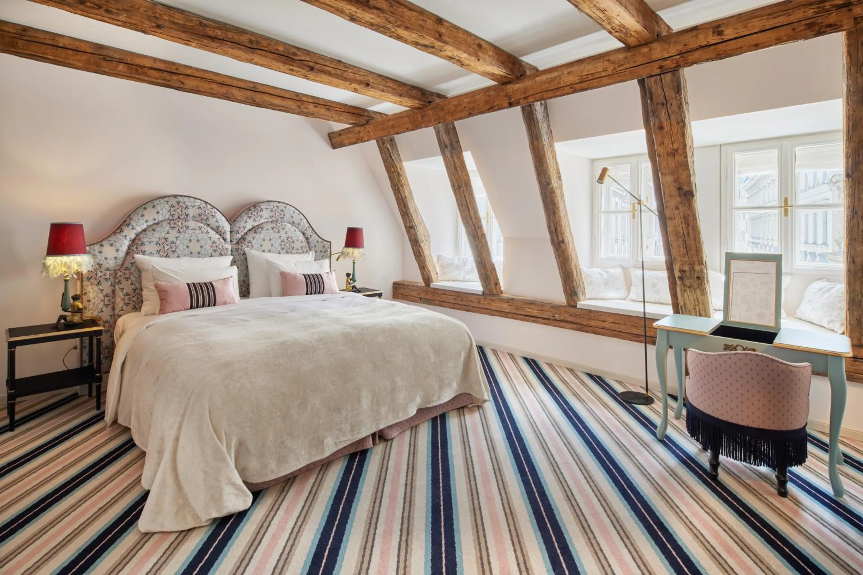 Bedroom, Bed in The Leo Grand