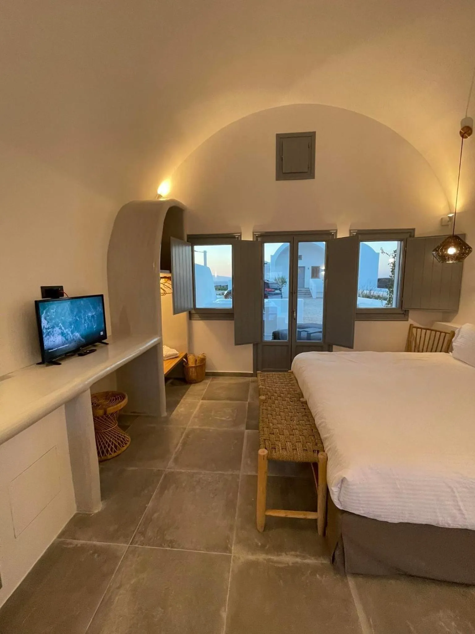 Kitchen or kitchenette, Bed in Anemi Vine Villas