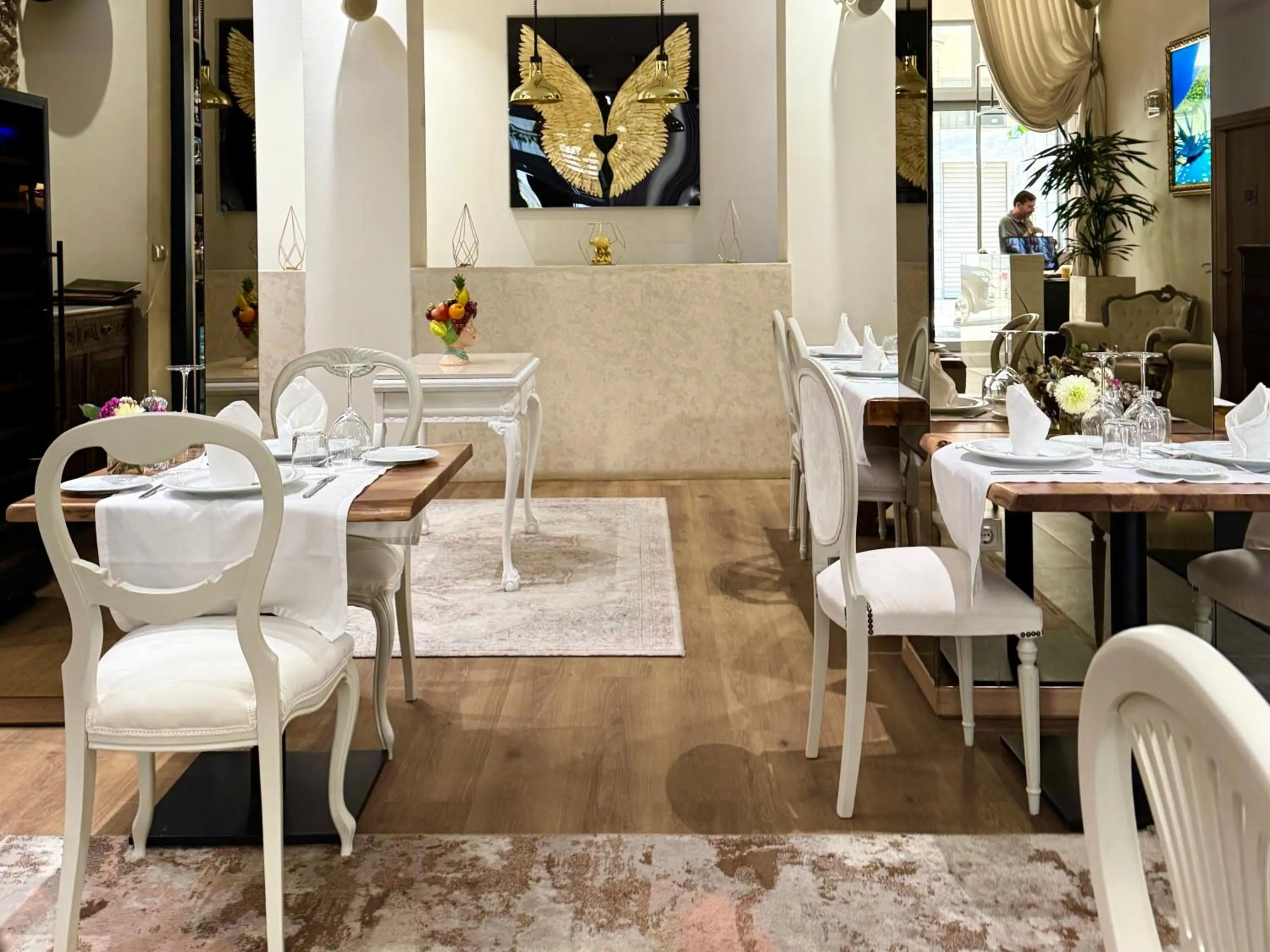 Restaurant/places to eat in Athens The L7 Str - Luxury Boutique Collection Hotel