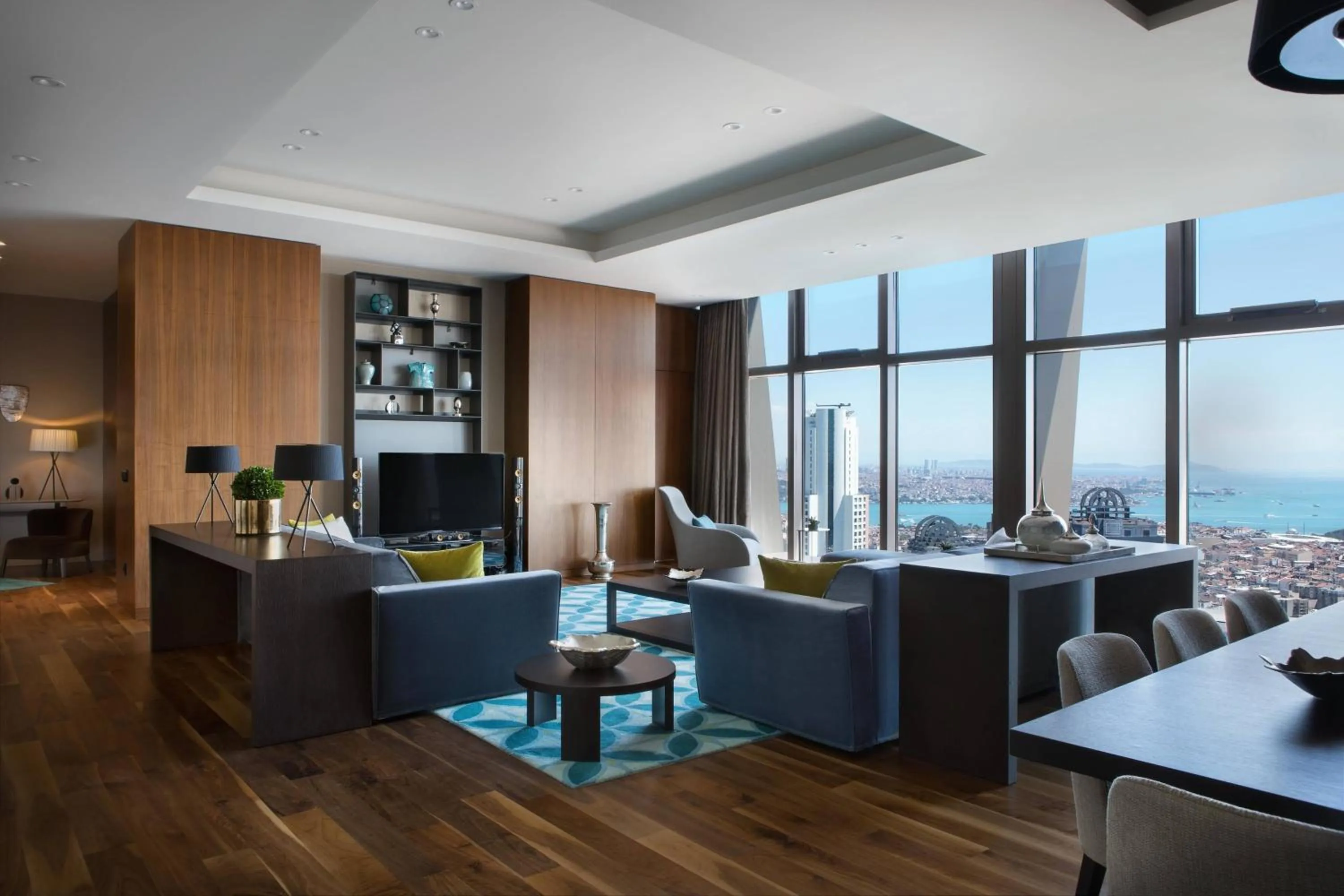 Living room in Istanbul Marriott Hotel Sisli