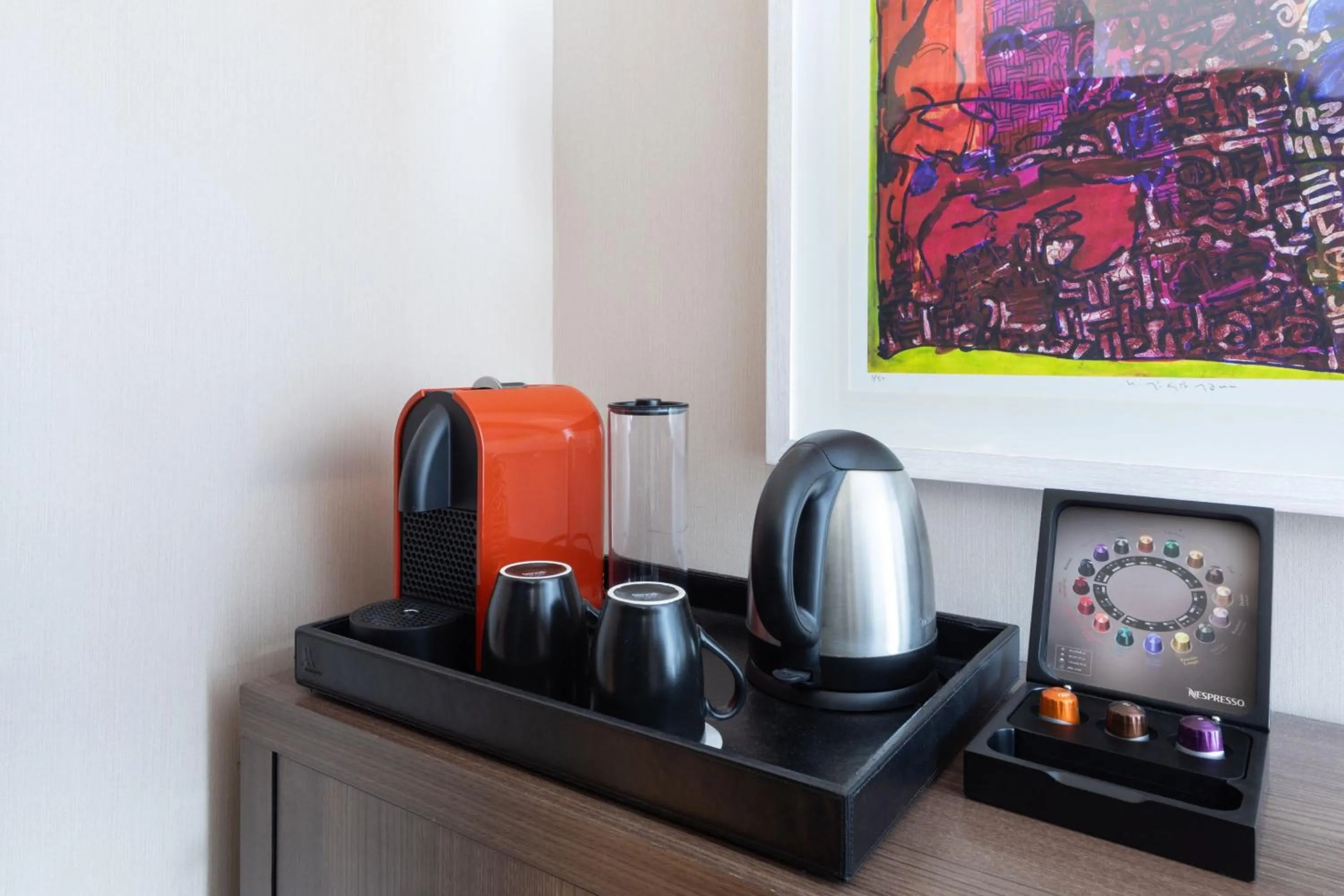 Photo of the whole room in Istanbul Marriott Hotel Sisli