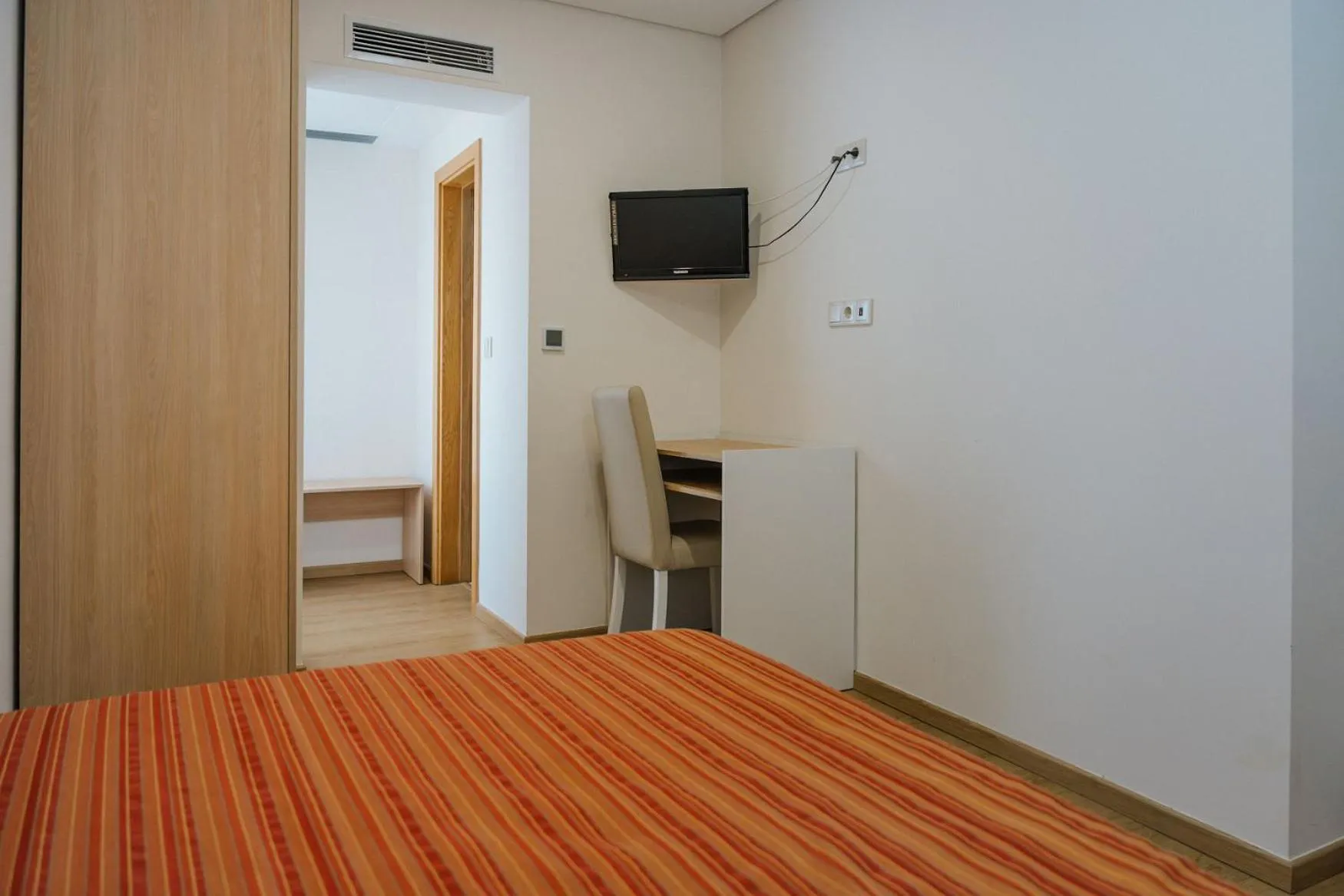 TV and multimedia, Bed in Hotel O Encontro